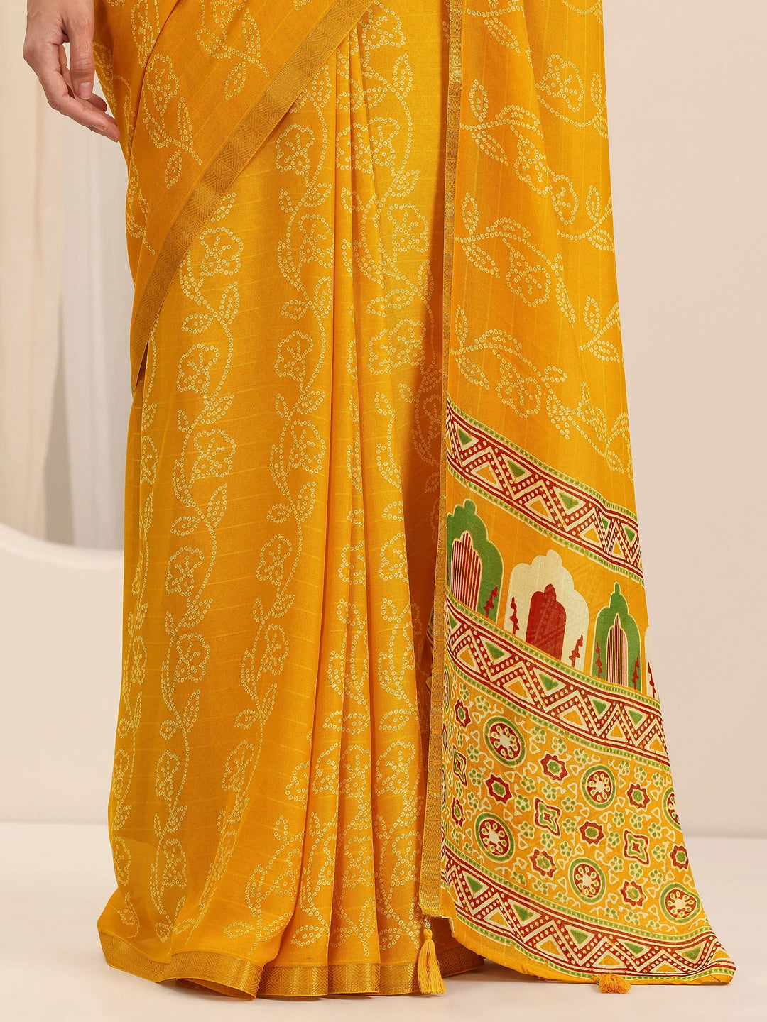  Yellow Printed Georgette Saree With Unstitched Blouse Piece 