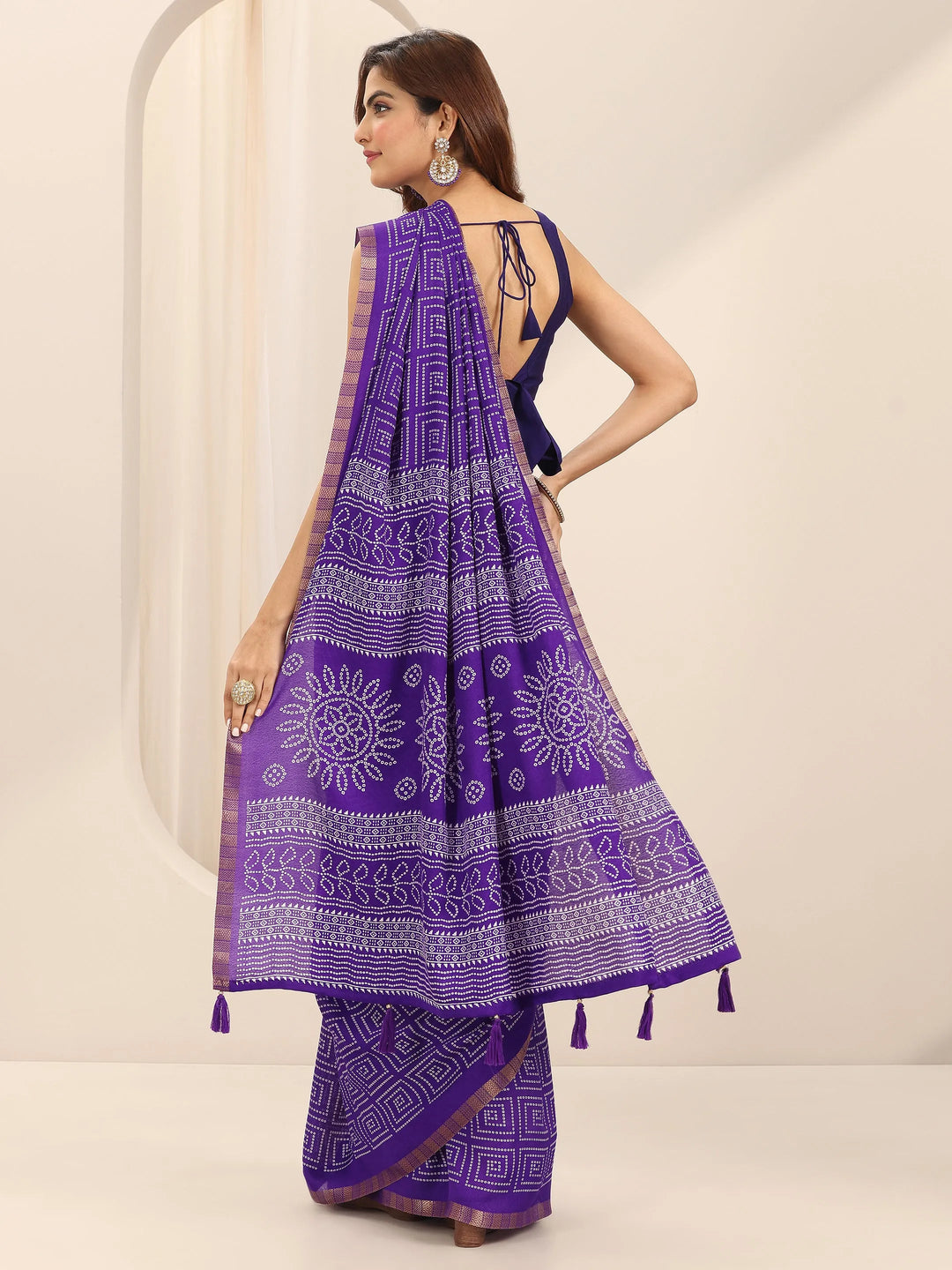  Purple Printed Georgette Saree With Unstitched Blouse Piece 