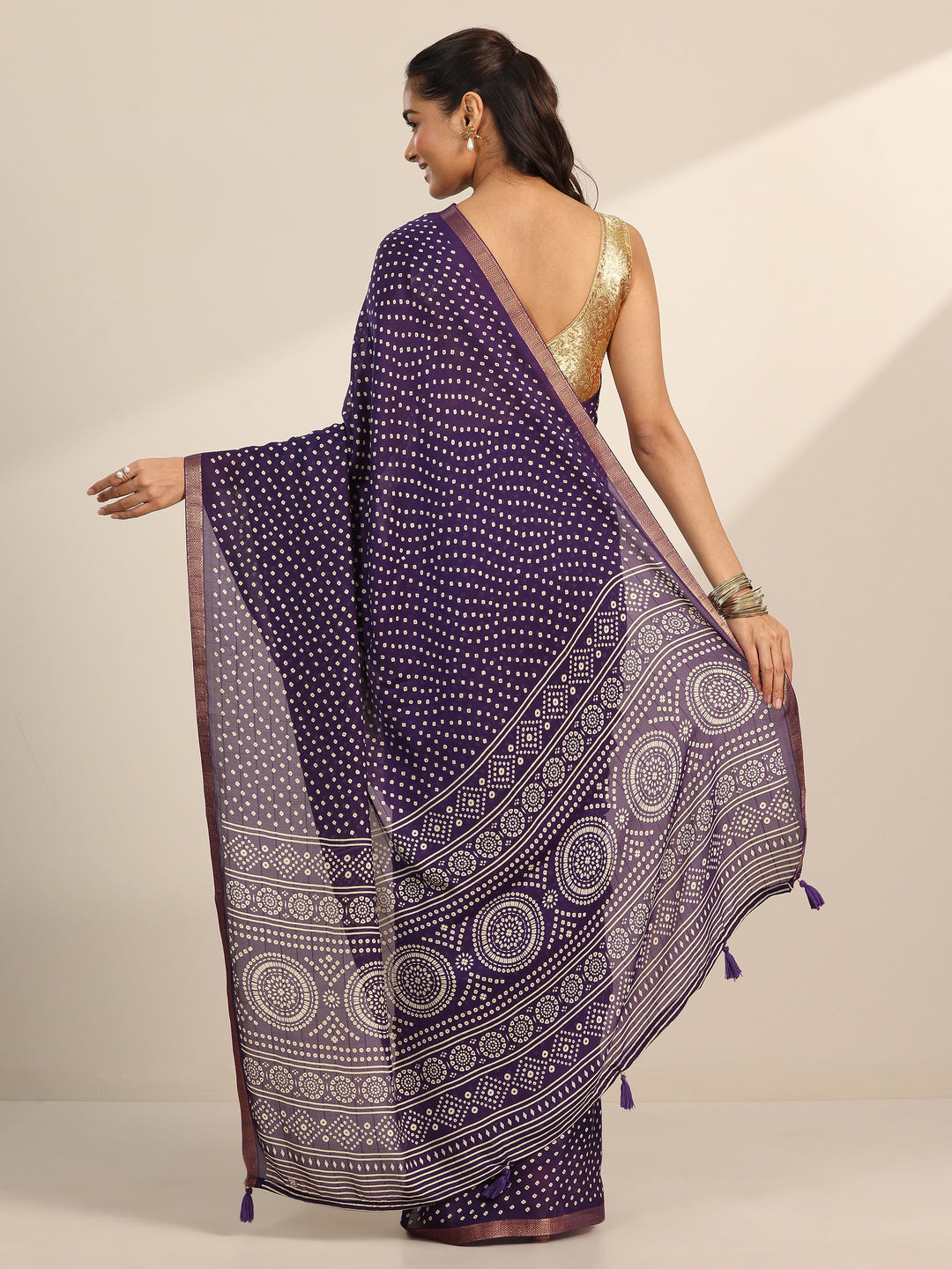  Purple Printed Georgette Saree With Unstitched Blouse Piece 