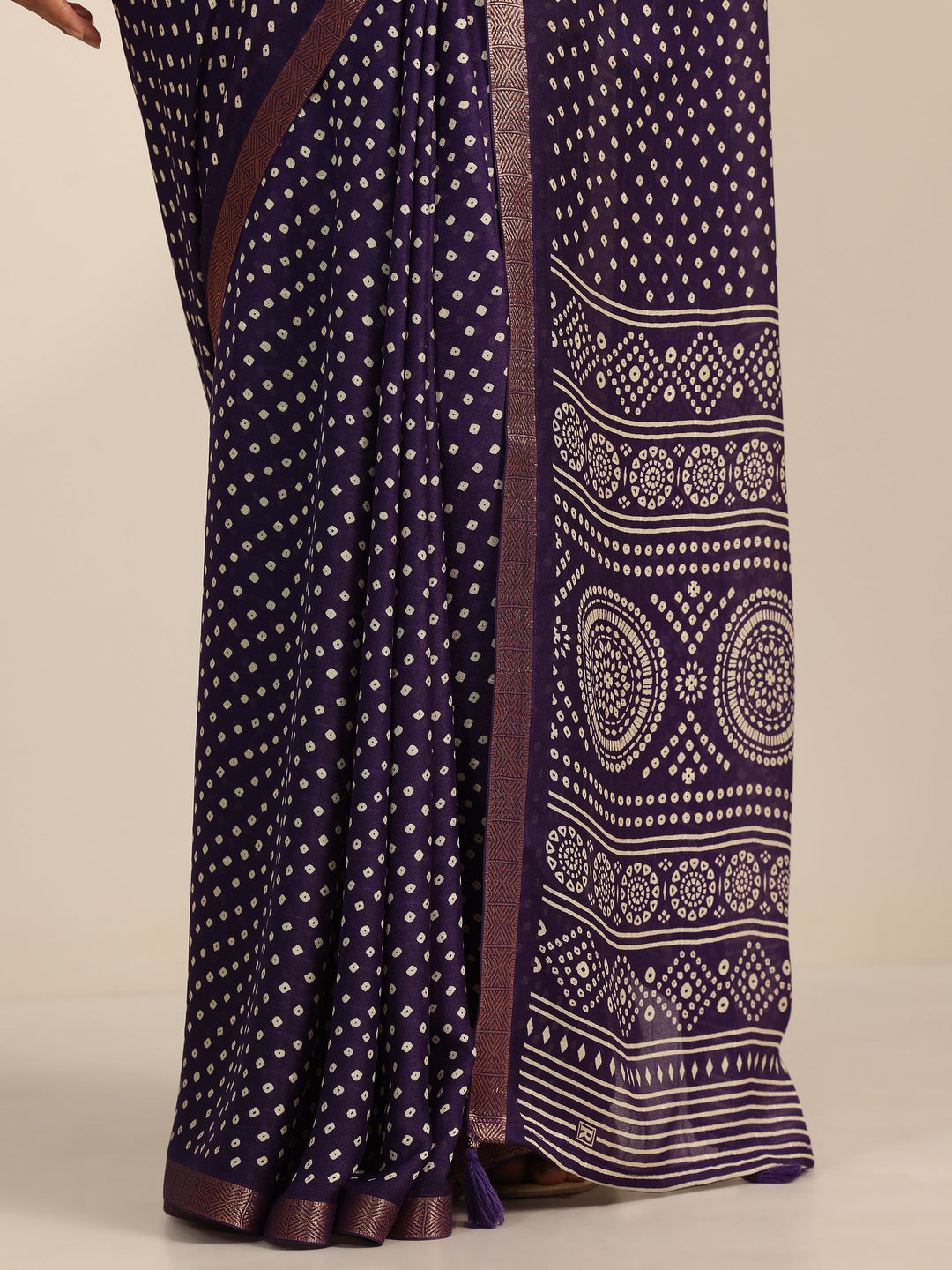  Purple Printed Georgette Saree With Unstitched Blouse Piece 