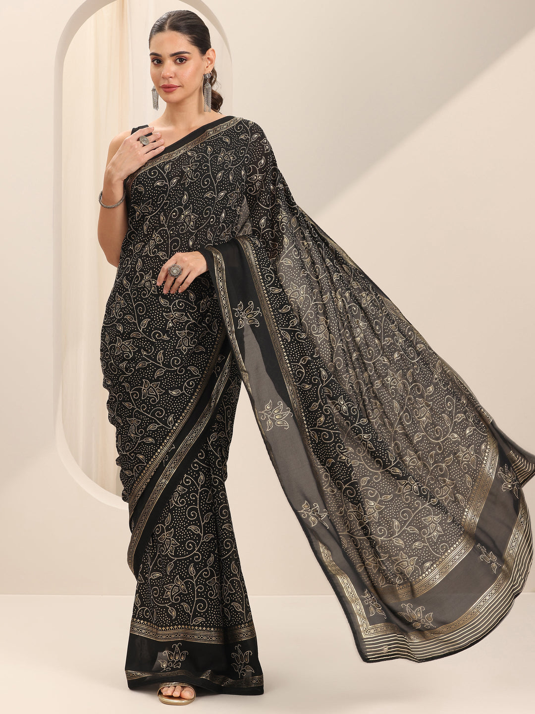  Black Printed Georgette Saree With Unstitched Blouse Piece 