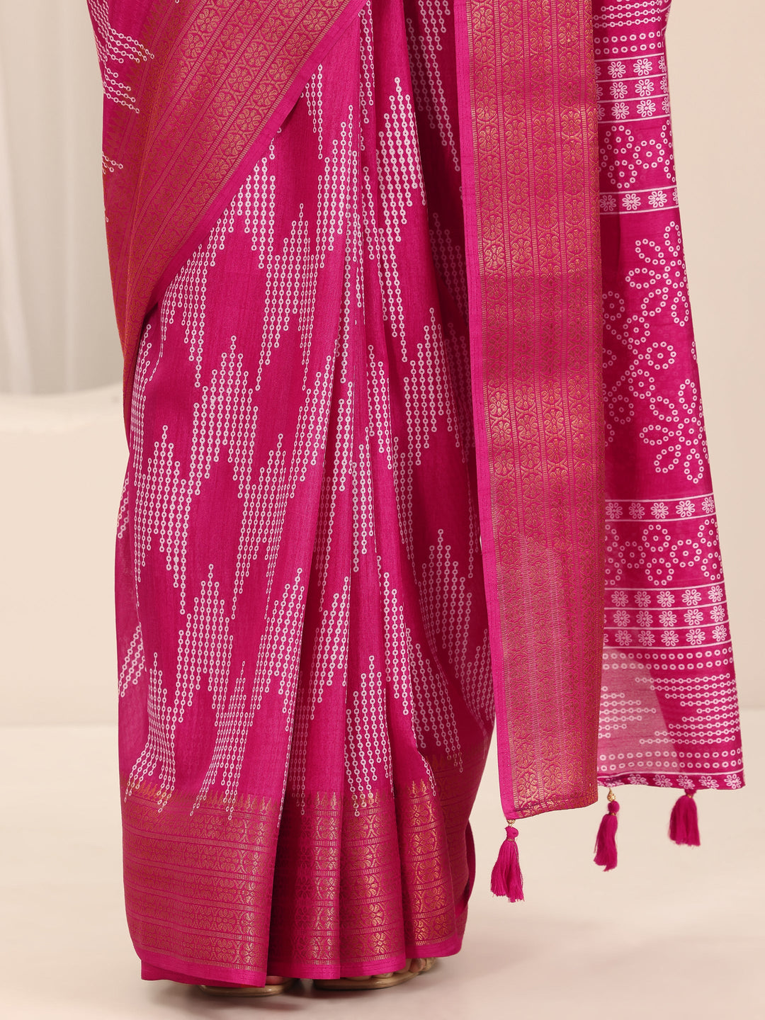  Pink Printed Silk Blend Saree With Unstitched Blouse Piece 