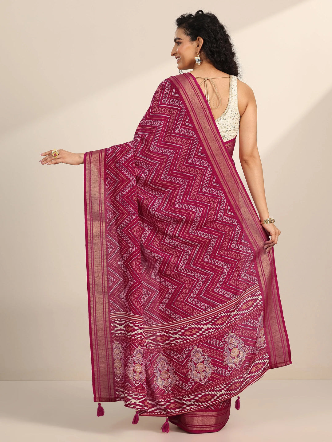  Pink Printed Silk Blend Saree With Unstitched Blouse Piece 