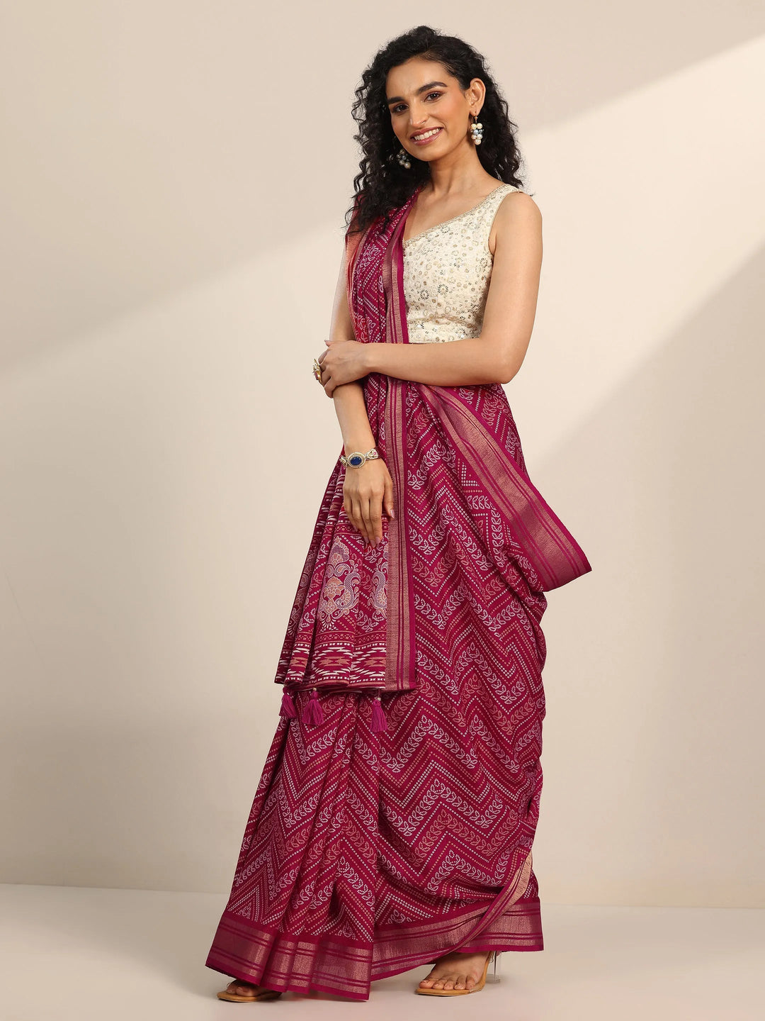  Pink Printed Silk Blend Saree With Unstitched Blouse Piece 
