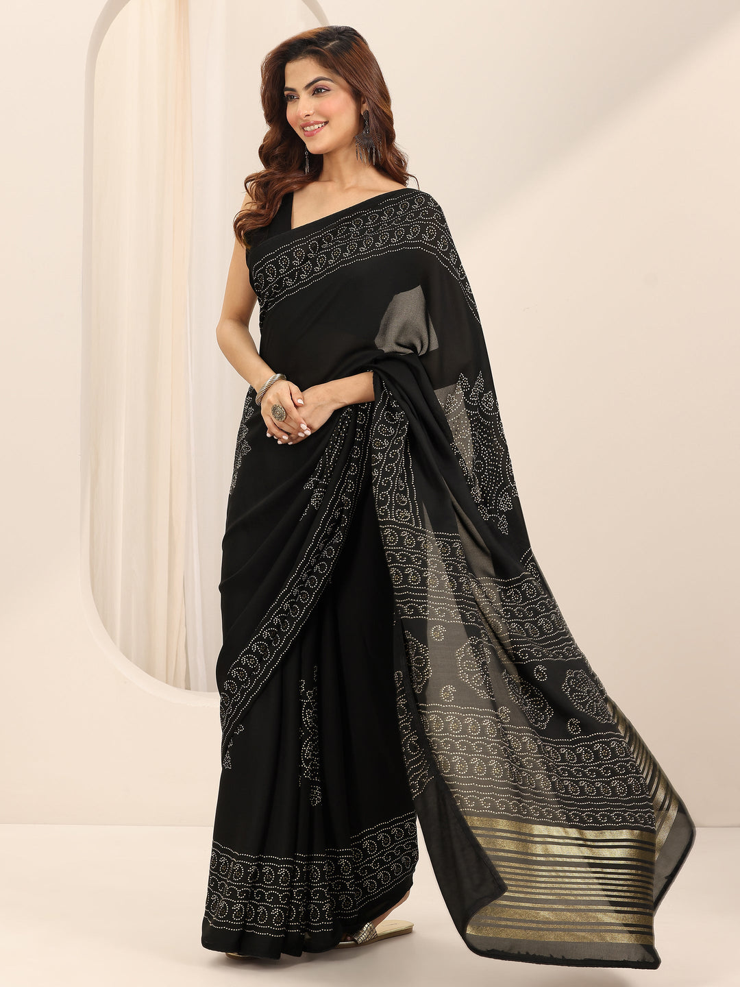  Black Printed Georgette Saree With Unstitched Blouse Piece 