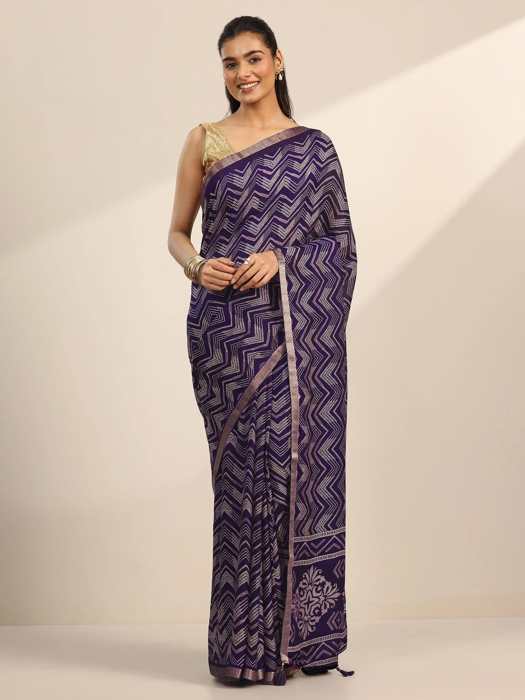  Purple Printed Georgette Saree With Unstitched Blouse Piece 