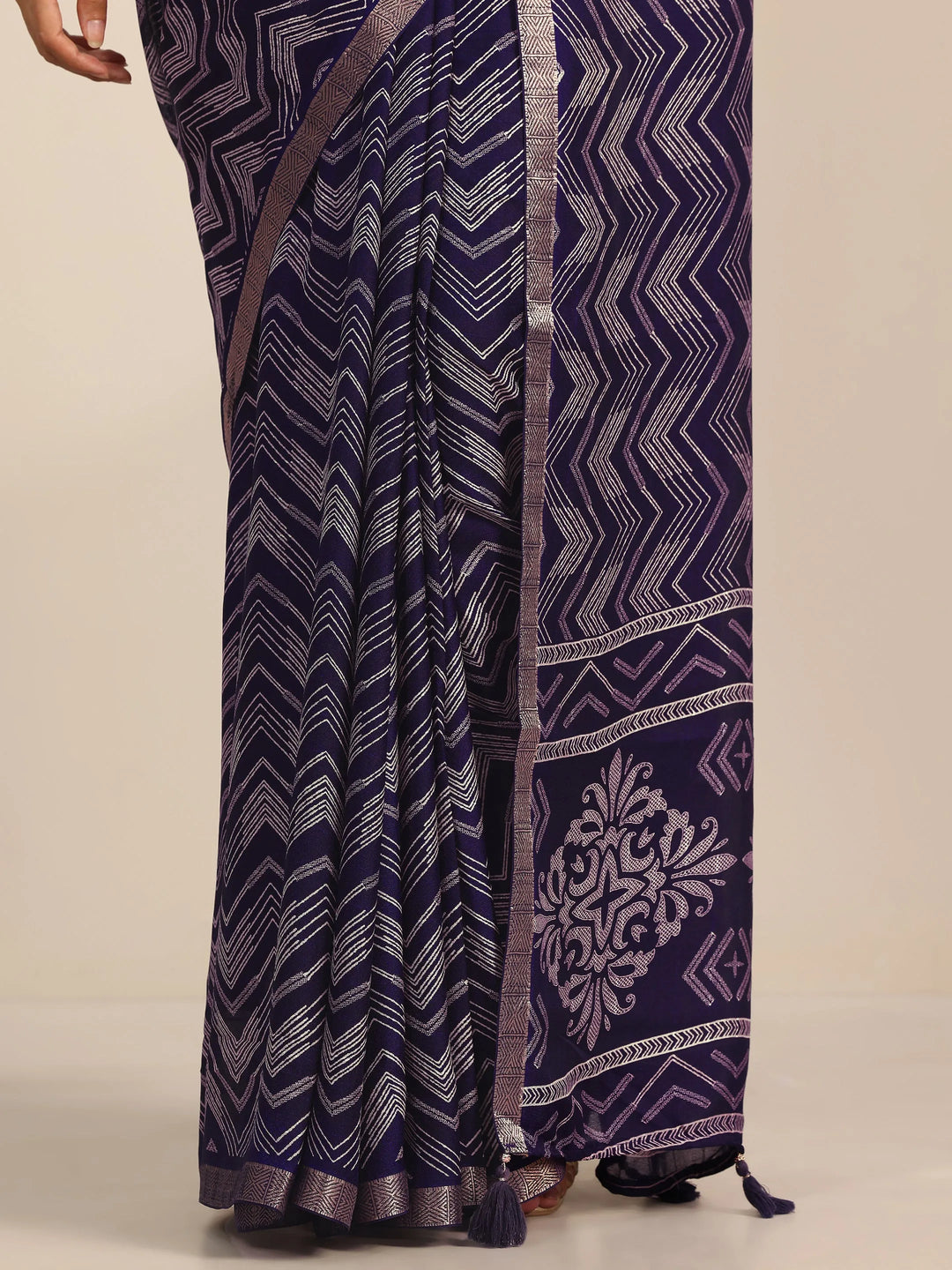  Purple Printed Georgette Saree With Unstitched Blouse Piece 