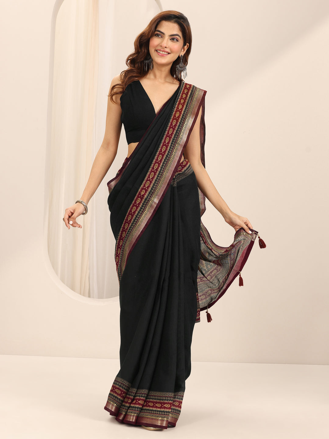  Black Solid Cotton Silk Saree With Unstitched Blouse Piece 