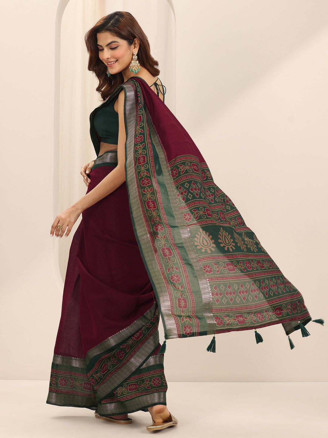  Red Solid Cotton Silk Saree With Unstitched Blouse Piece 