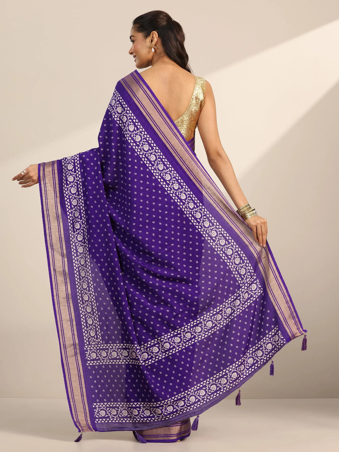  Purple Printed Silk Blend Saree With Unstitched Blouse Piece 