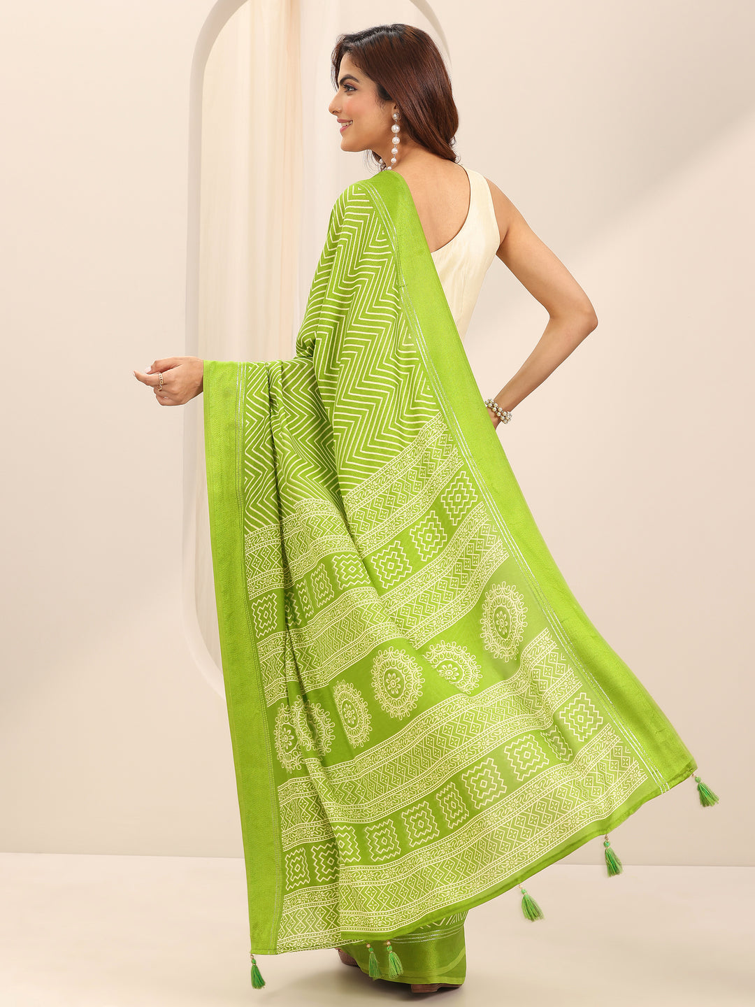  Lime Green Printed Georgette Saree With Unstitched Blouse Piece 