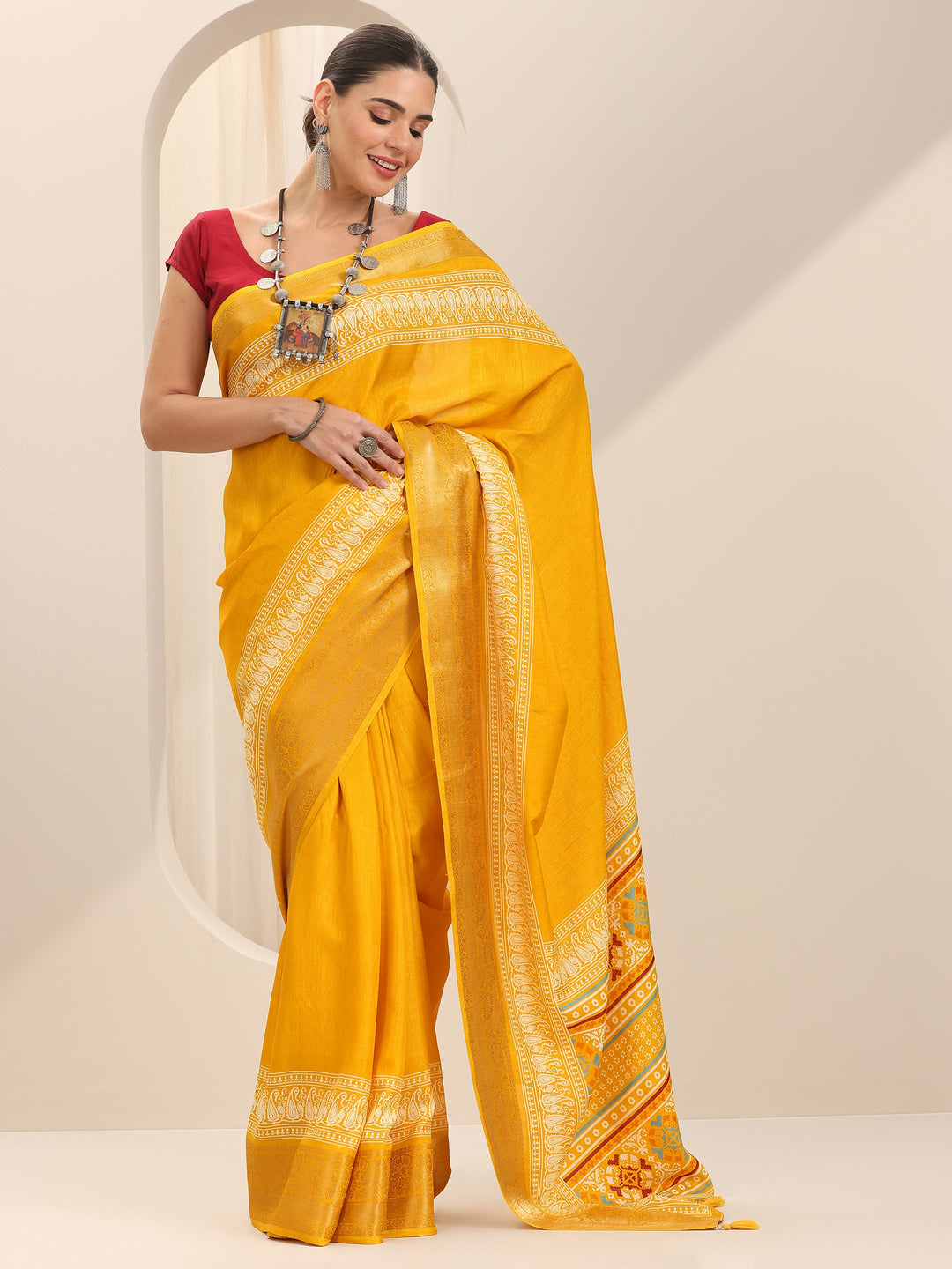  Mustard Solid Silk Blend Saree With Unstitched Blouse Piece 