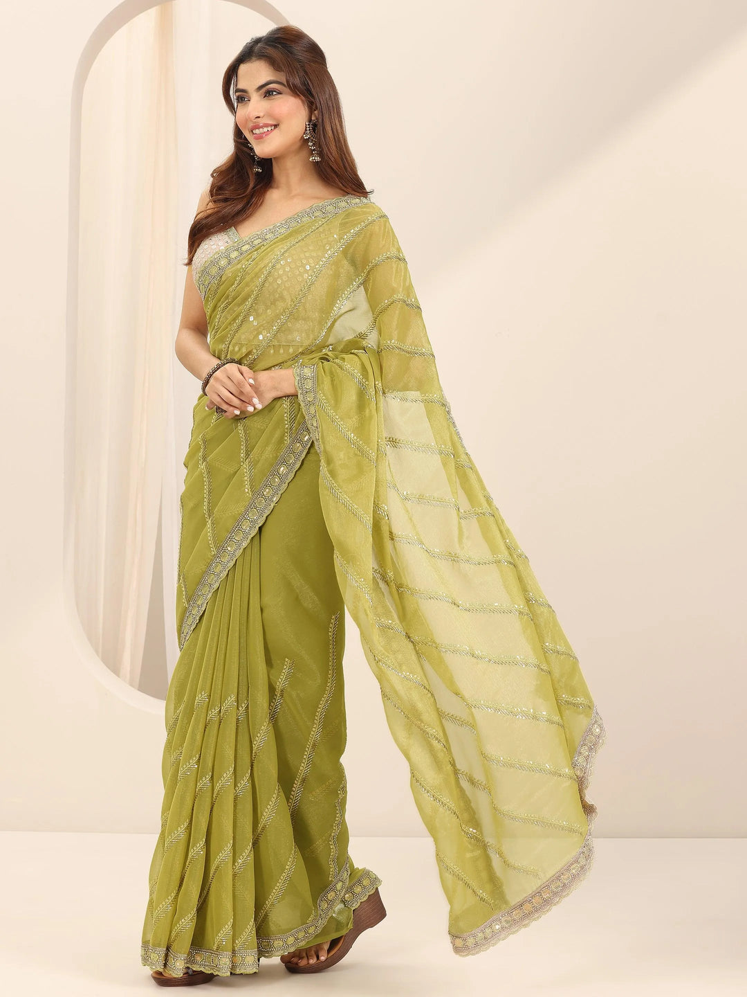  Green Printed Silk Chiffon Saree With Unstitched Blouse Piece 
