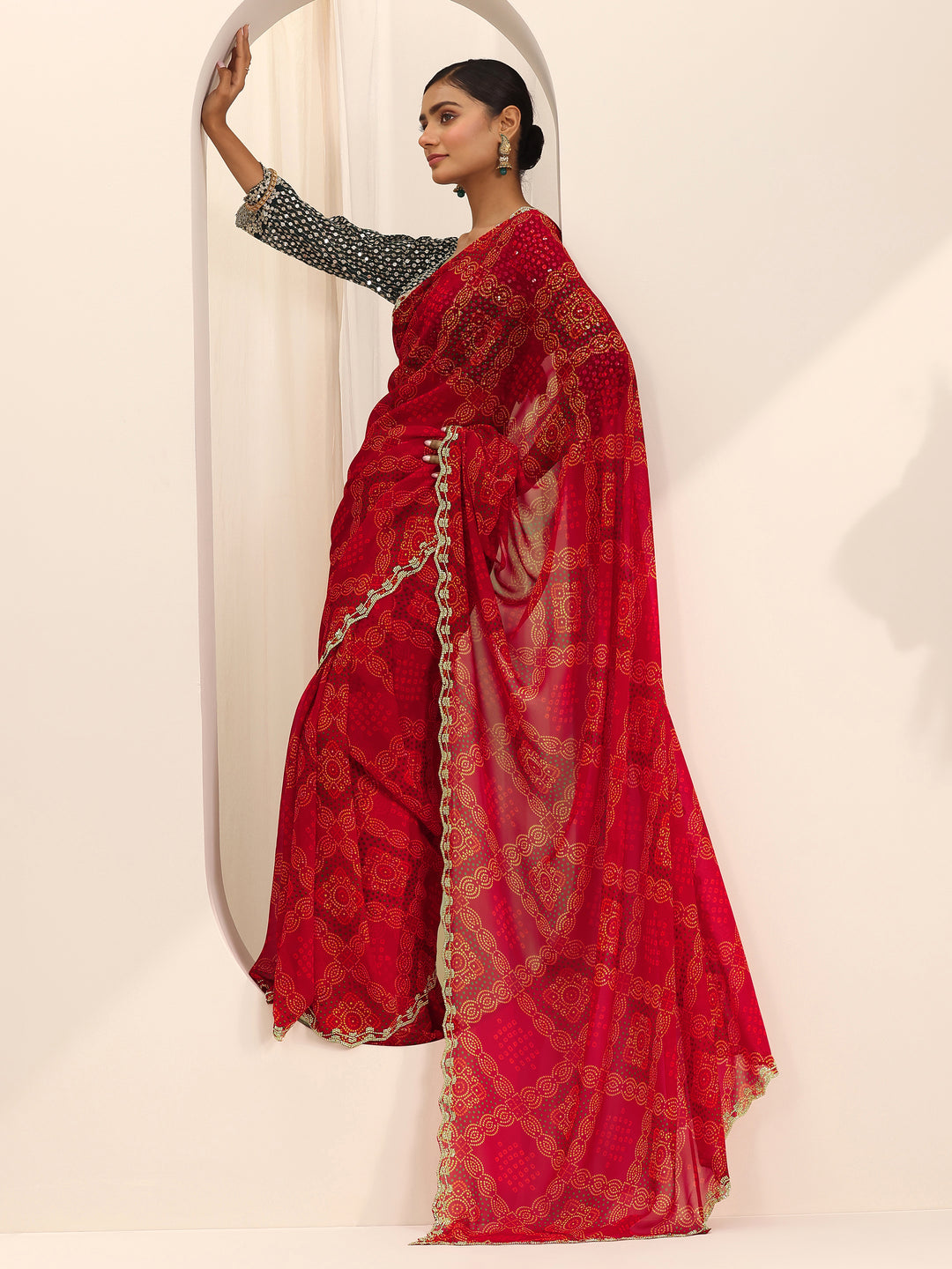  Red Printed Georgette Saree With Unstitched Blouse Piece 