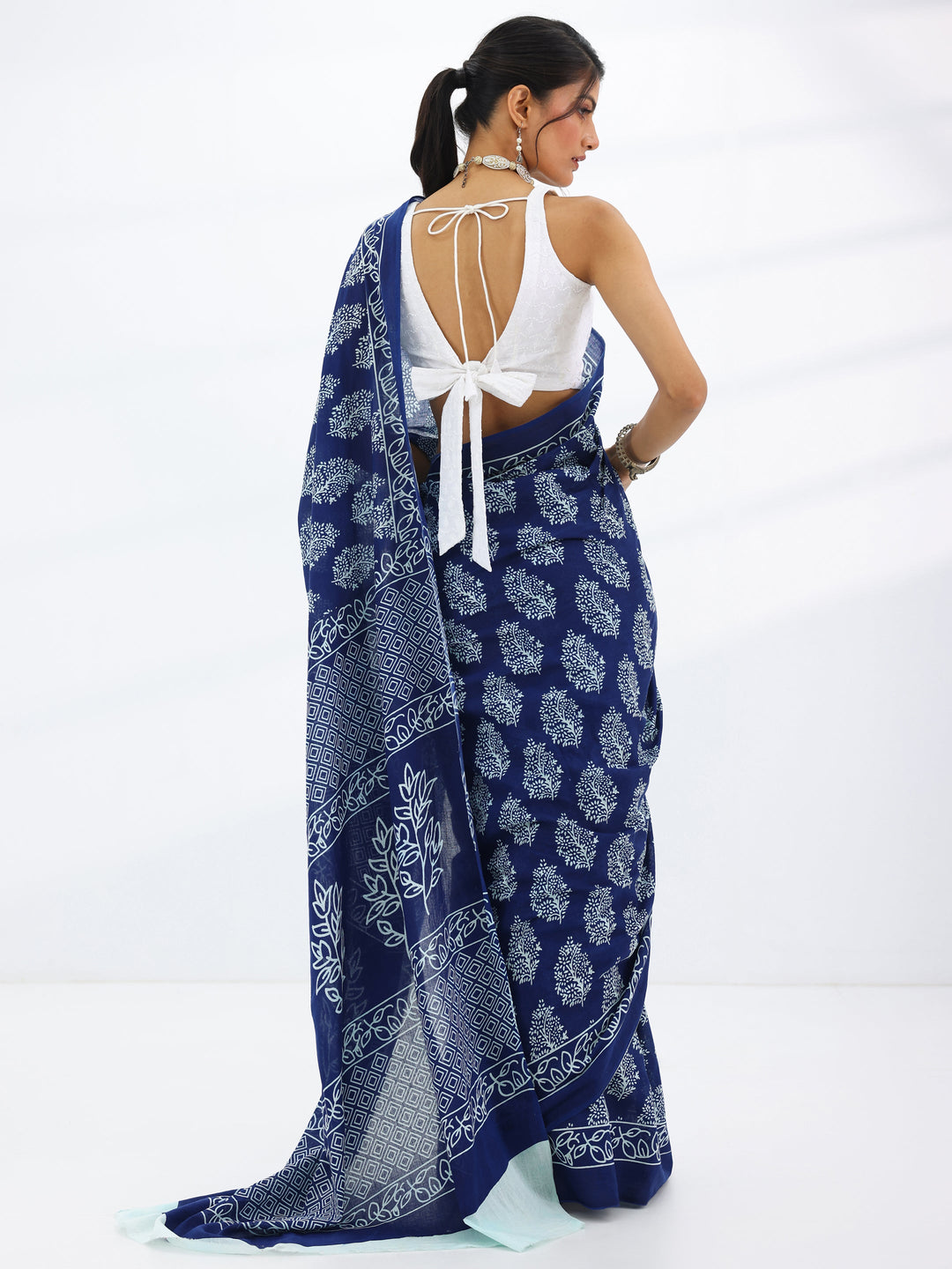  Blue Solid Cotton Saree With Unstitched Blouse Piece 