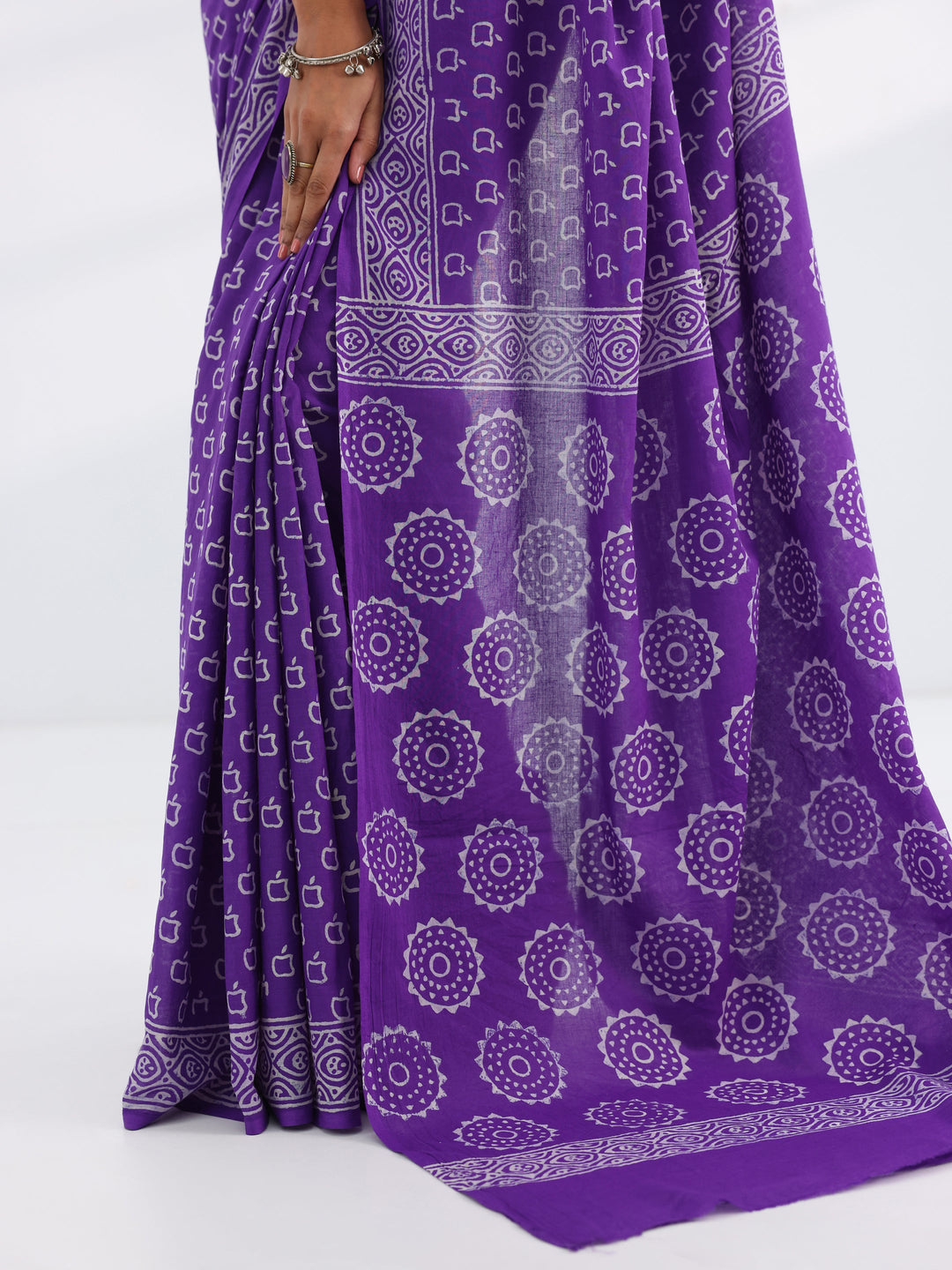  Purple Embellished Cotton Saree With Unstitched Blouse Piece 