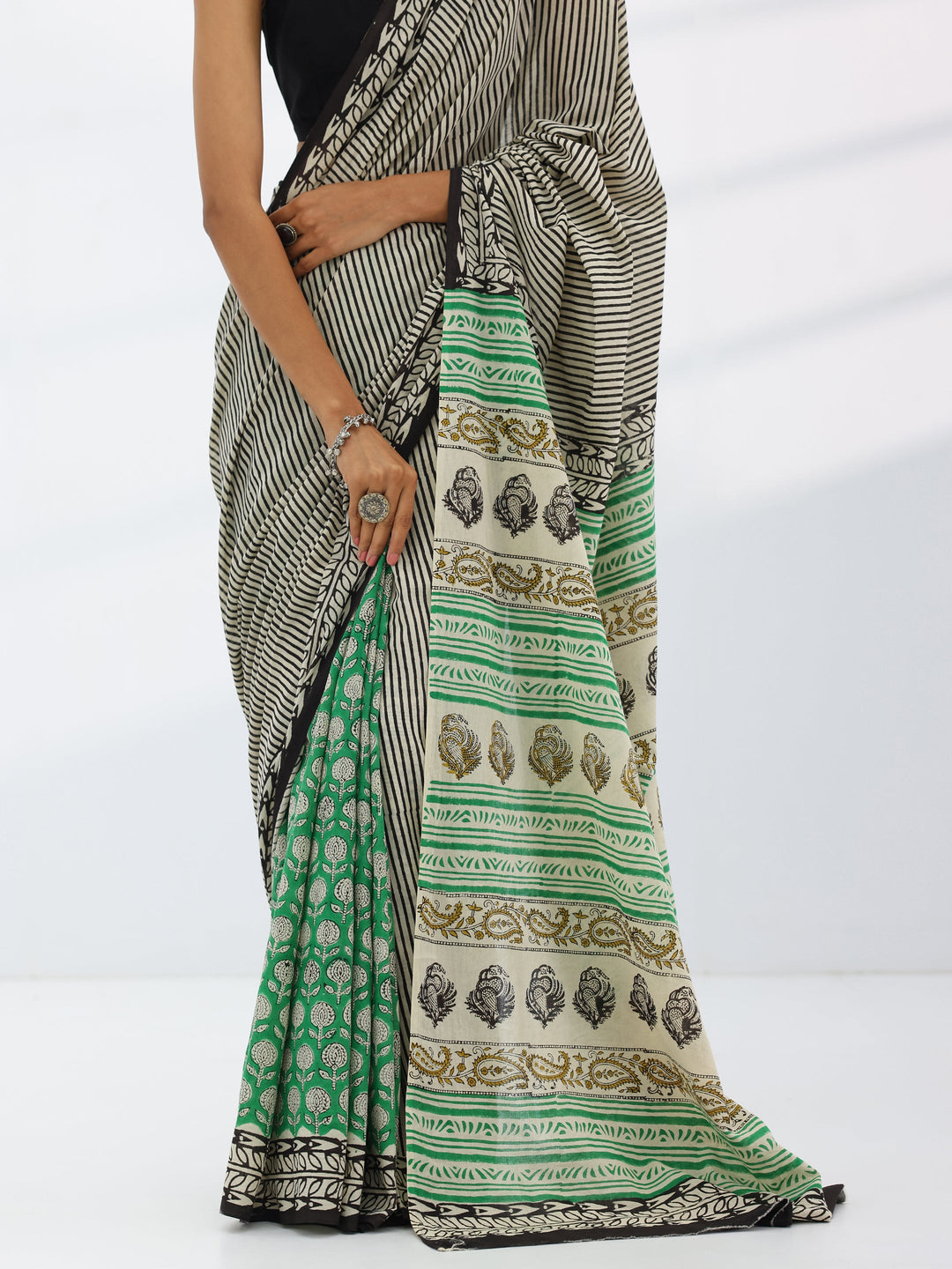  Green Printed Cotton Saree With Unstitched Blouse Piece 