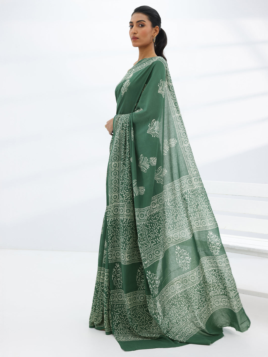  Green Printed Cotton Saree With Unstitched Blouse Piece 