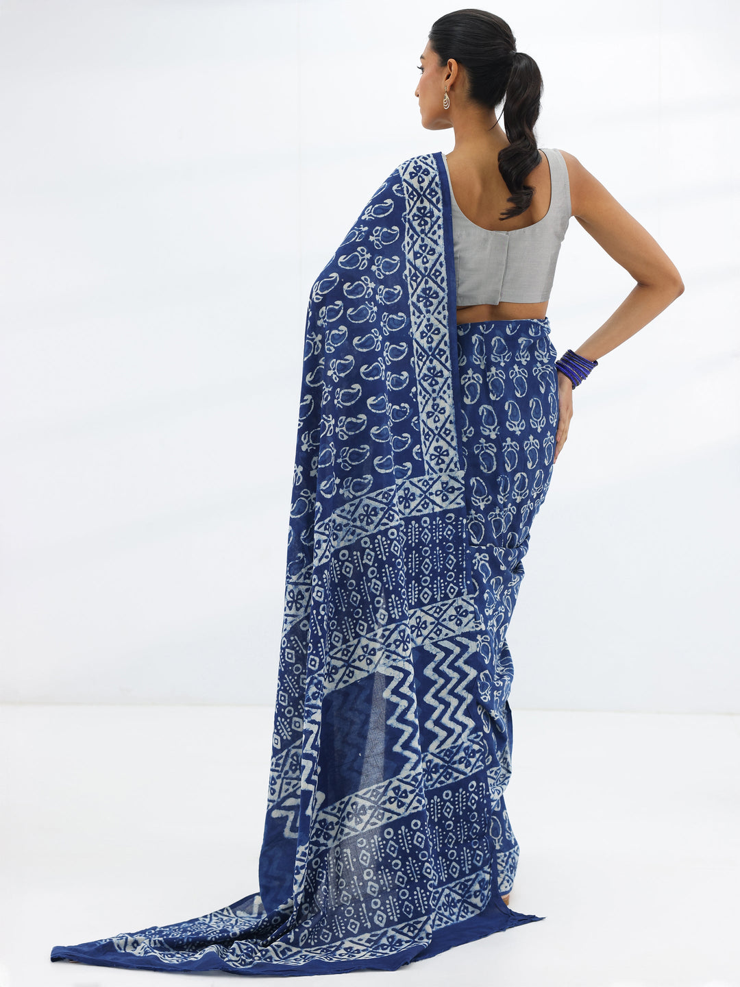  Blue Printed Cotton Saree With Unstitched Blouse Piece 