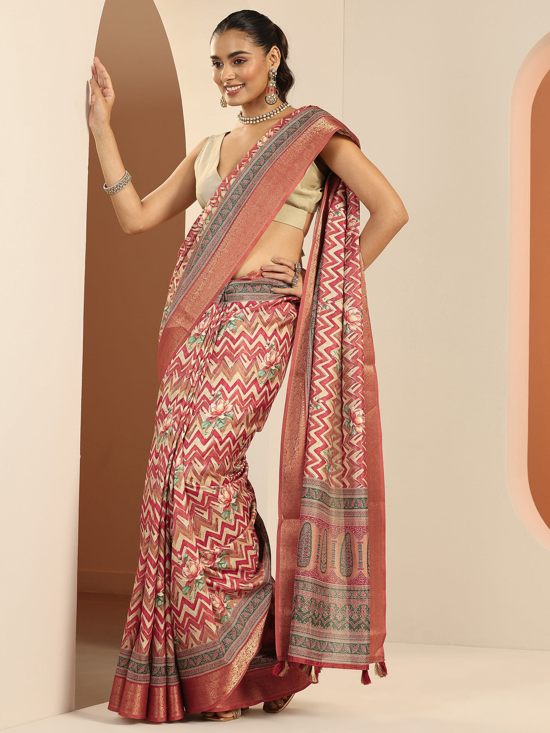  Rust Printed Silk Blend Saree With Unstitched Blouse Piece 