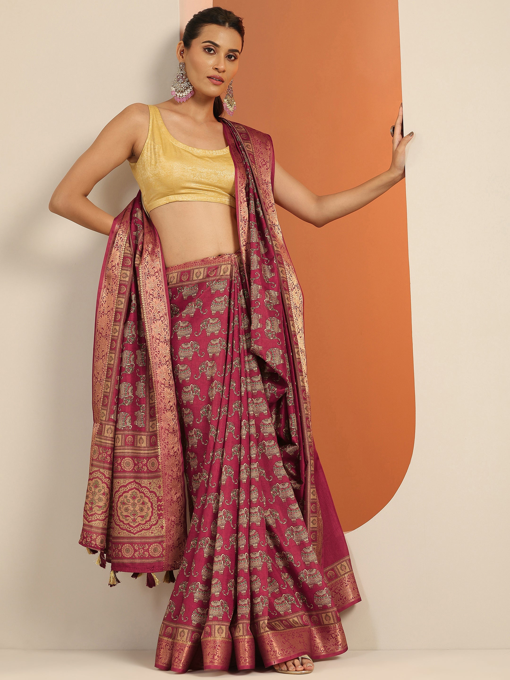libas Red Printed Silk Blend Saree With Unstitched Blouse Piece-picture-25