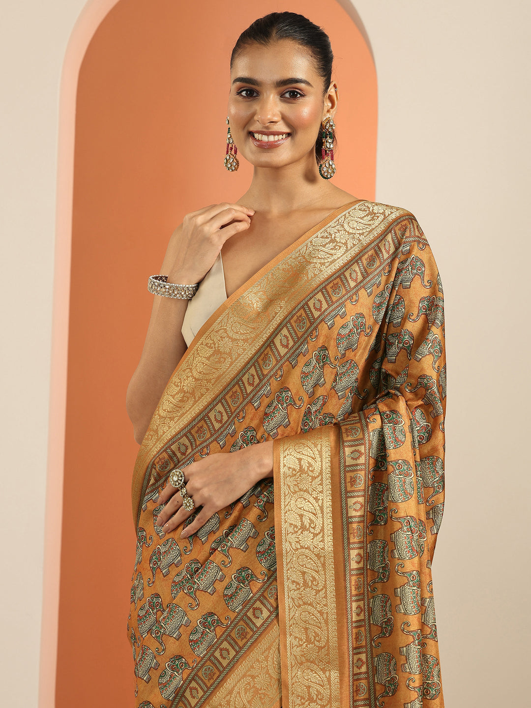  Mustard Printed Silk Blend Saree With Unstitched Blouse Piece 