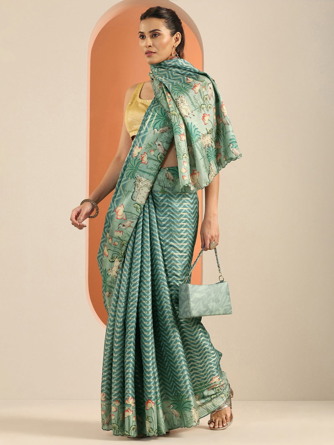  Green Printed Silk Blend Saree With Unstitched Blouse Piece 
