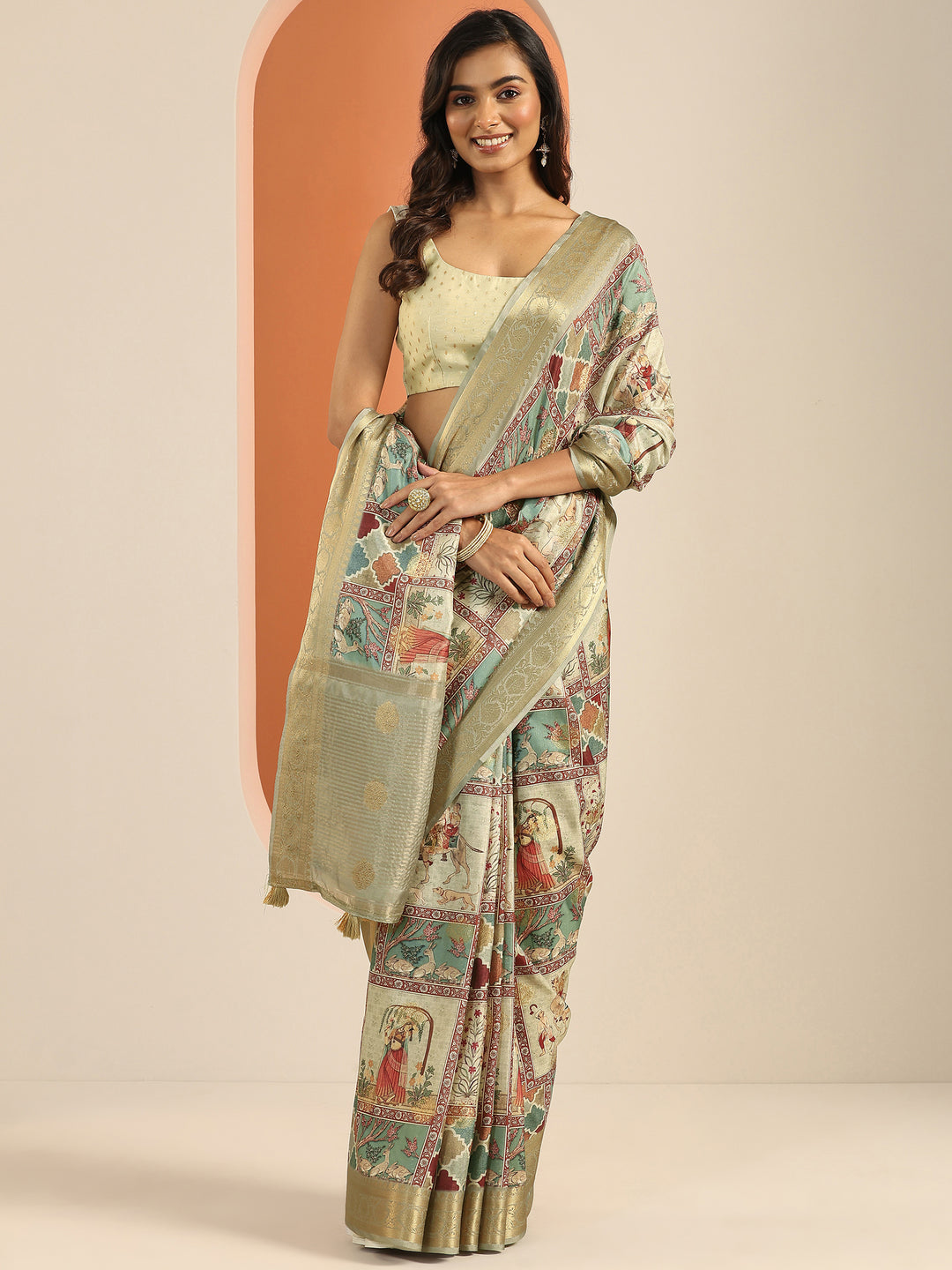 Multi Printed Silk Blend Saree With Unstitched Blouse Piece