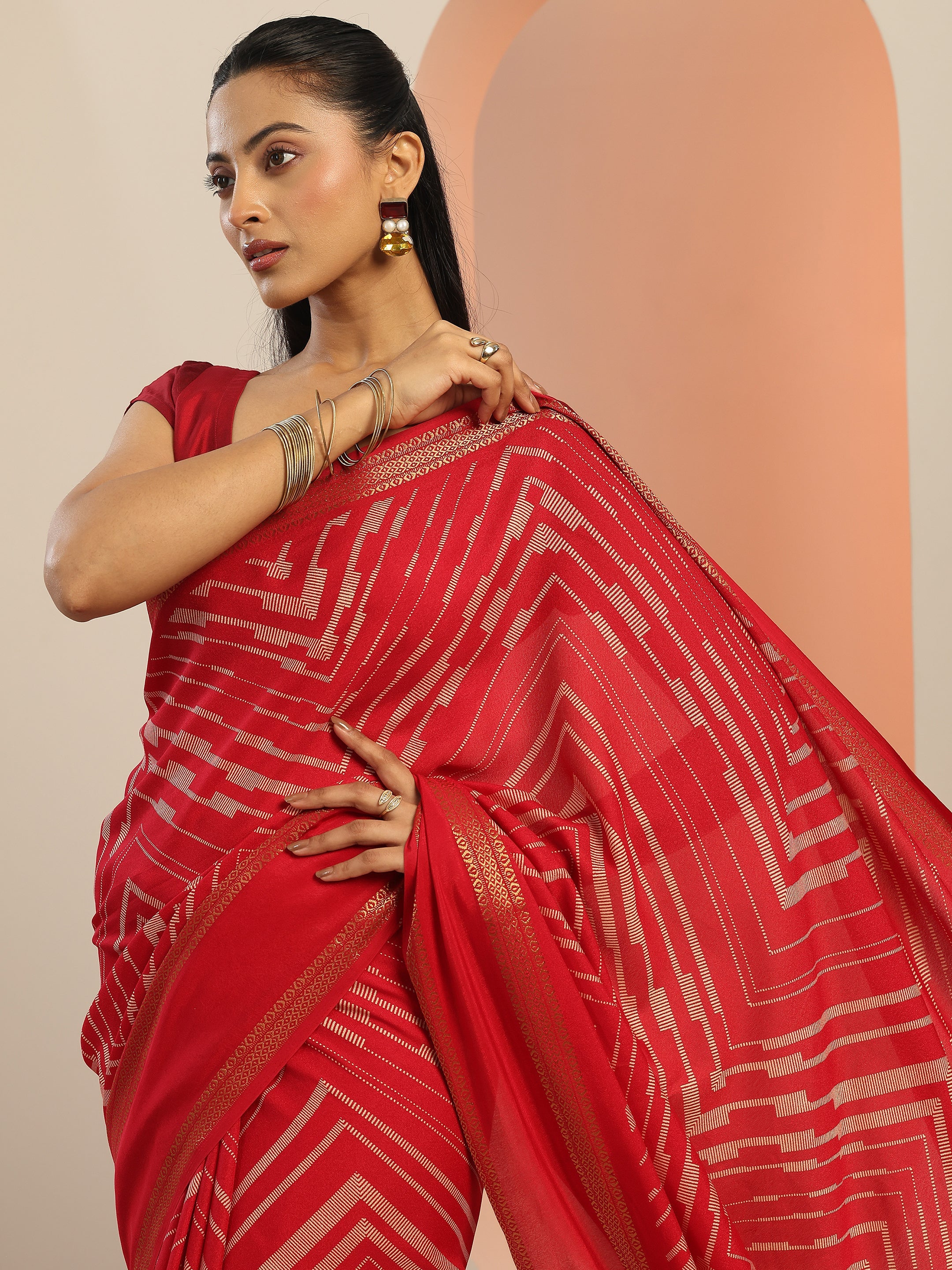 libas Red Printed Georgette Saree With Unstitched Blouse Piece-picture-60