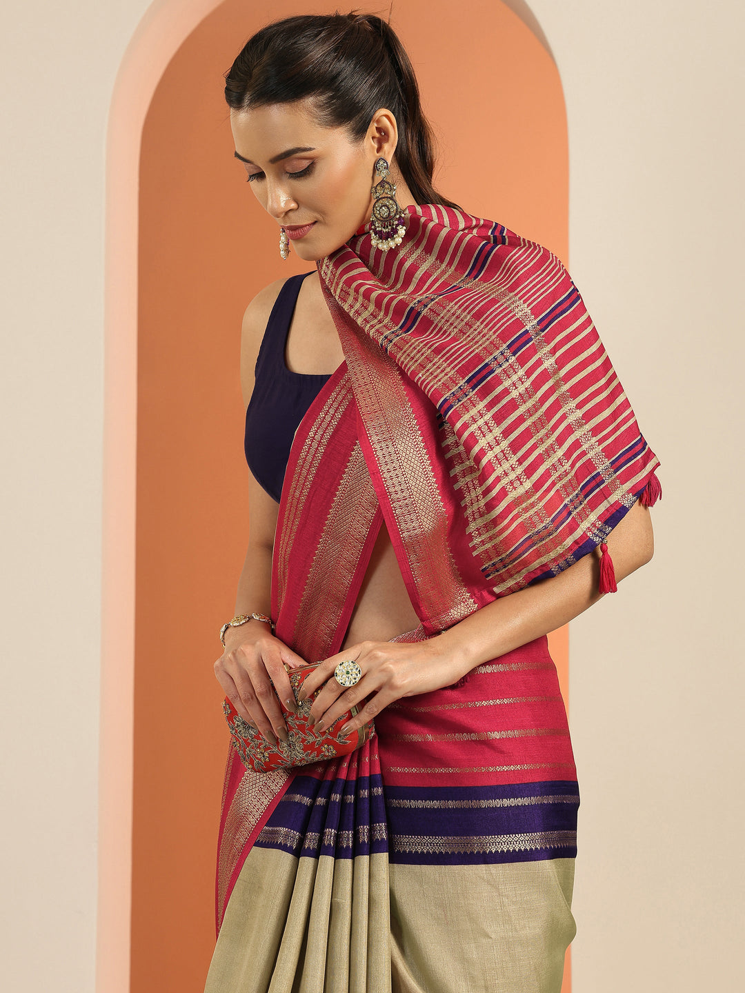  Beige Printed Silk Blend Saree With Unstitched Blouse Piece 