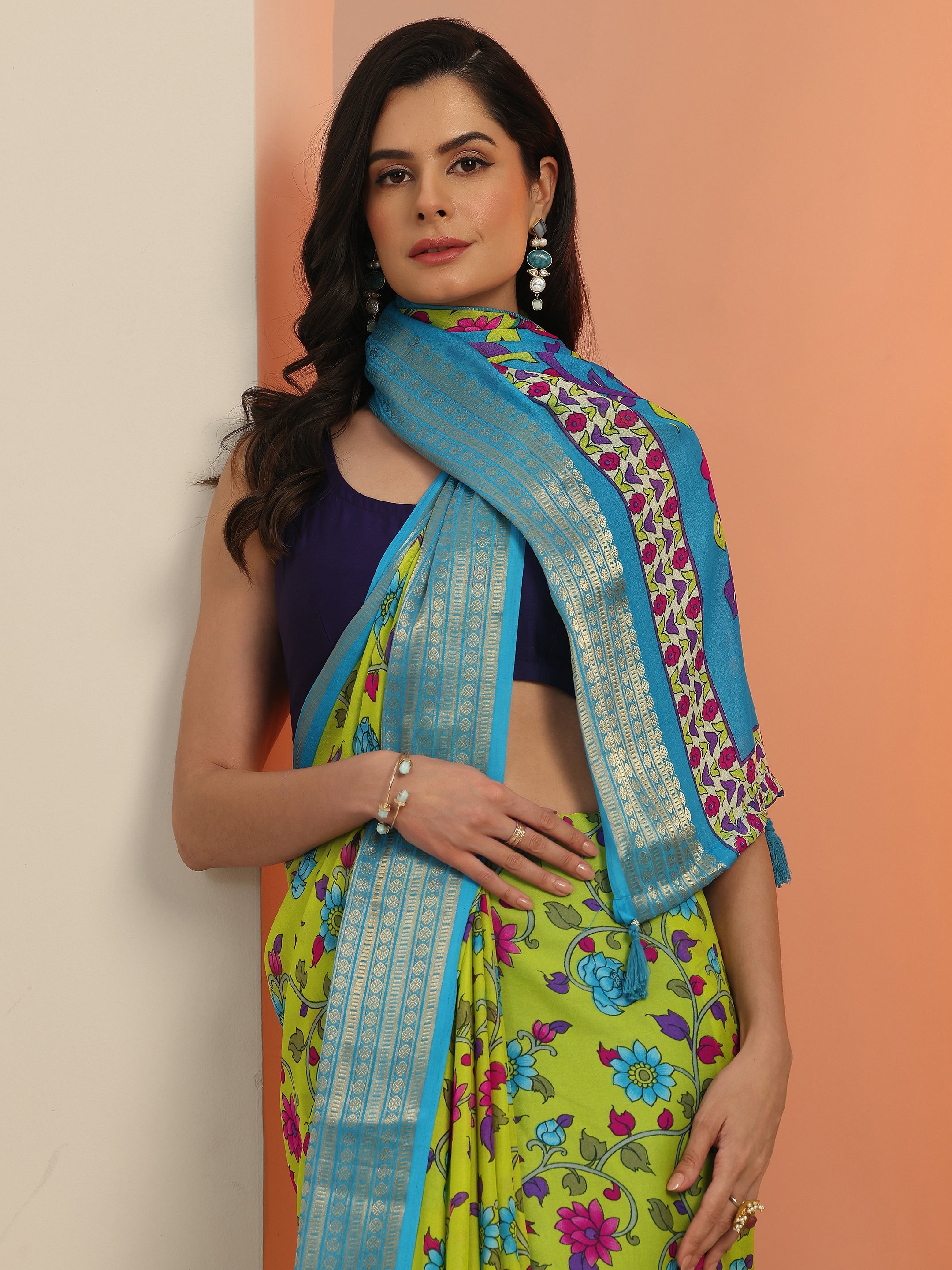 libas Green Printed Georgette Saree With Unstitched Blouse Piece-picture-33