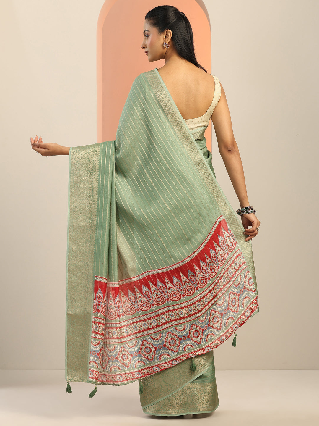  Green Woven Design Georgette Saree With Unstitched Blouse Piece 