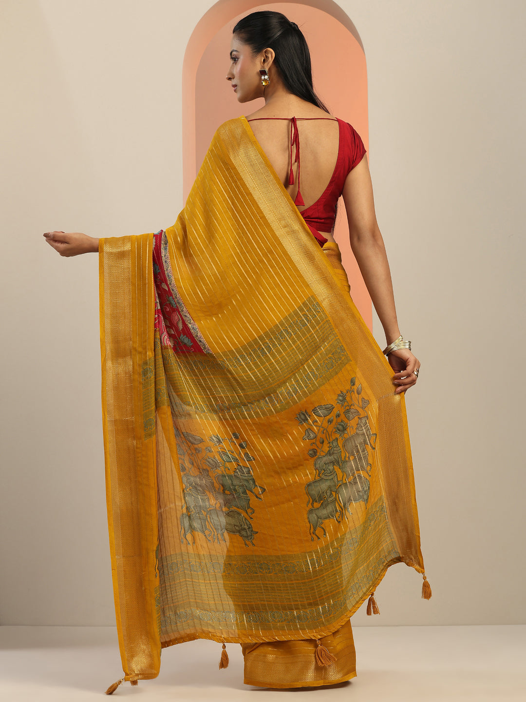  Multi Printed Silk Blend Saree With Unstitched Blouse Piece 