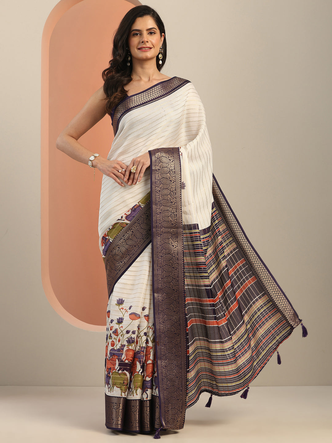  Off white Printed Silk Blend Saree With Unstitched Blouse Piece 