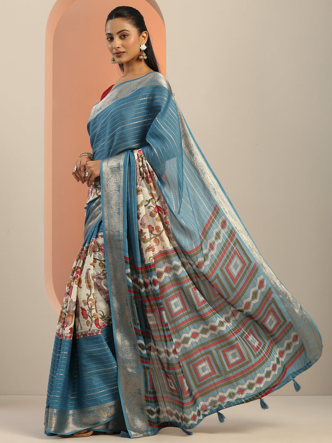  Multi Printed Crepe Saree With Unstitched Blouse Piece 