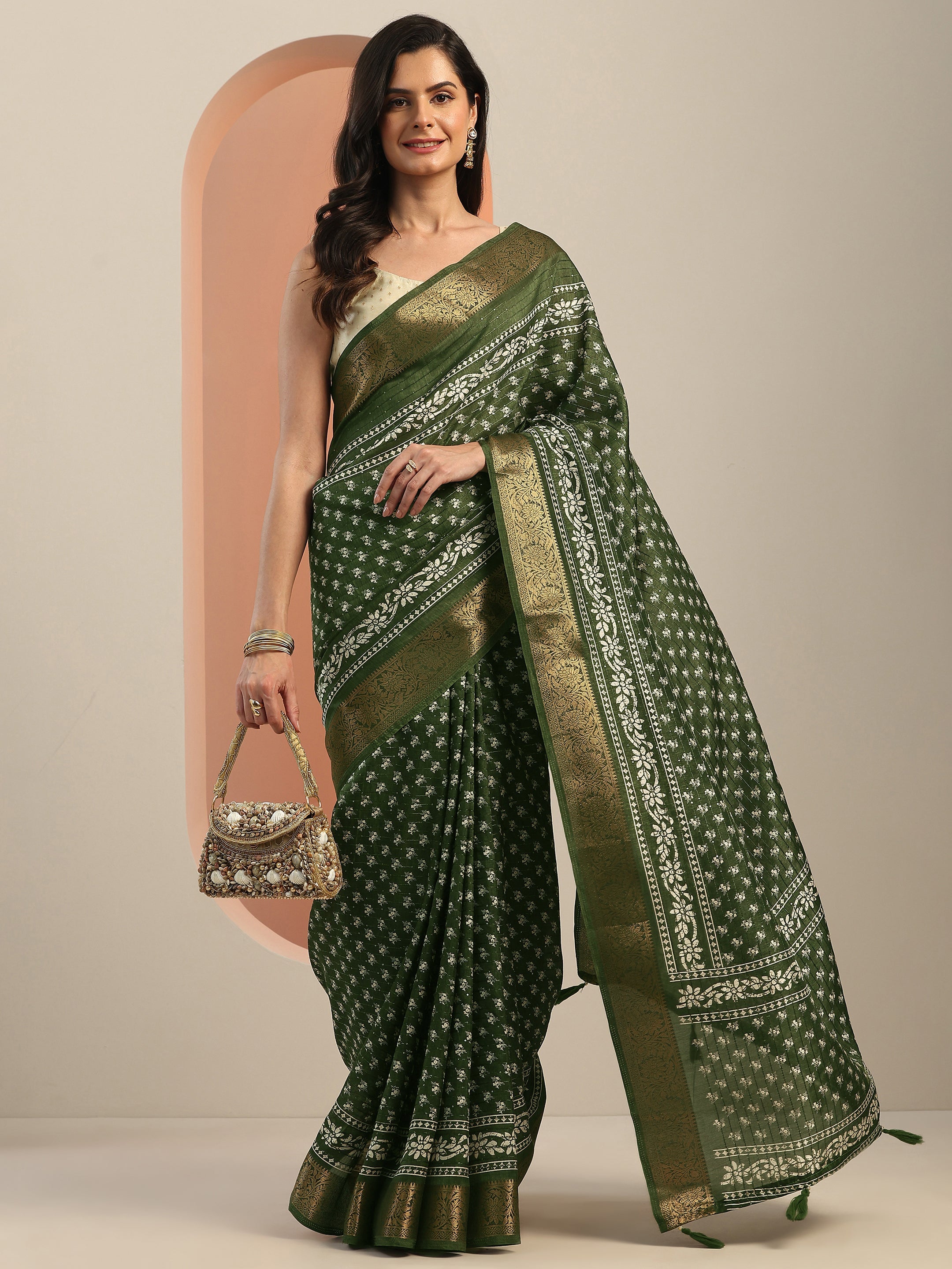 libas Green Printed Silk Blend Saree With Unstitched Blouse Piece-picture-33