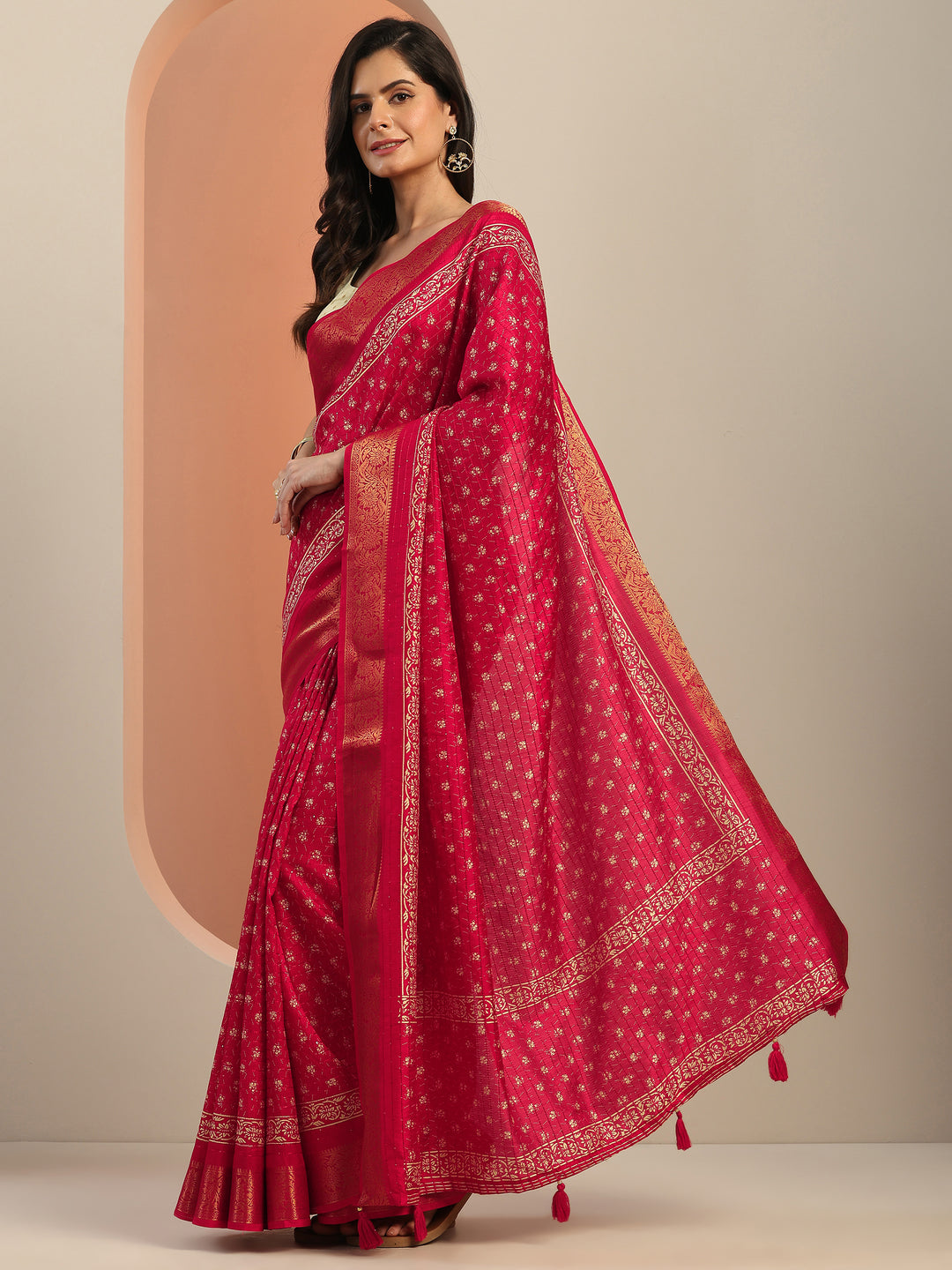  Pink Printed Silk Blend Saree With Unstitched Blouse Piece 