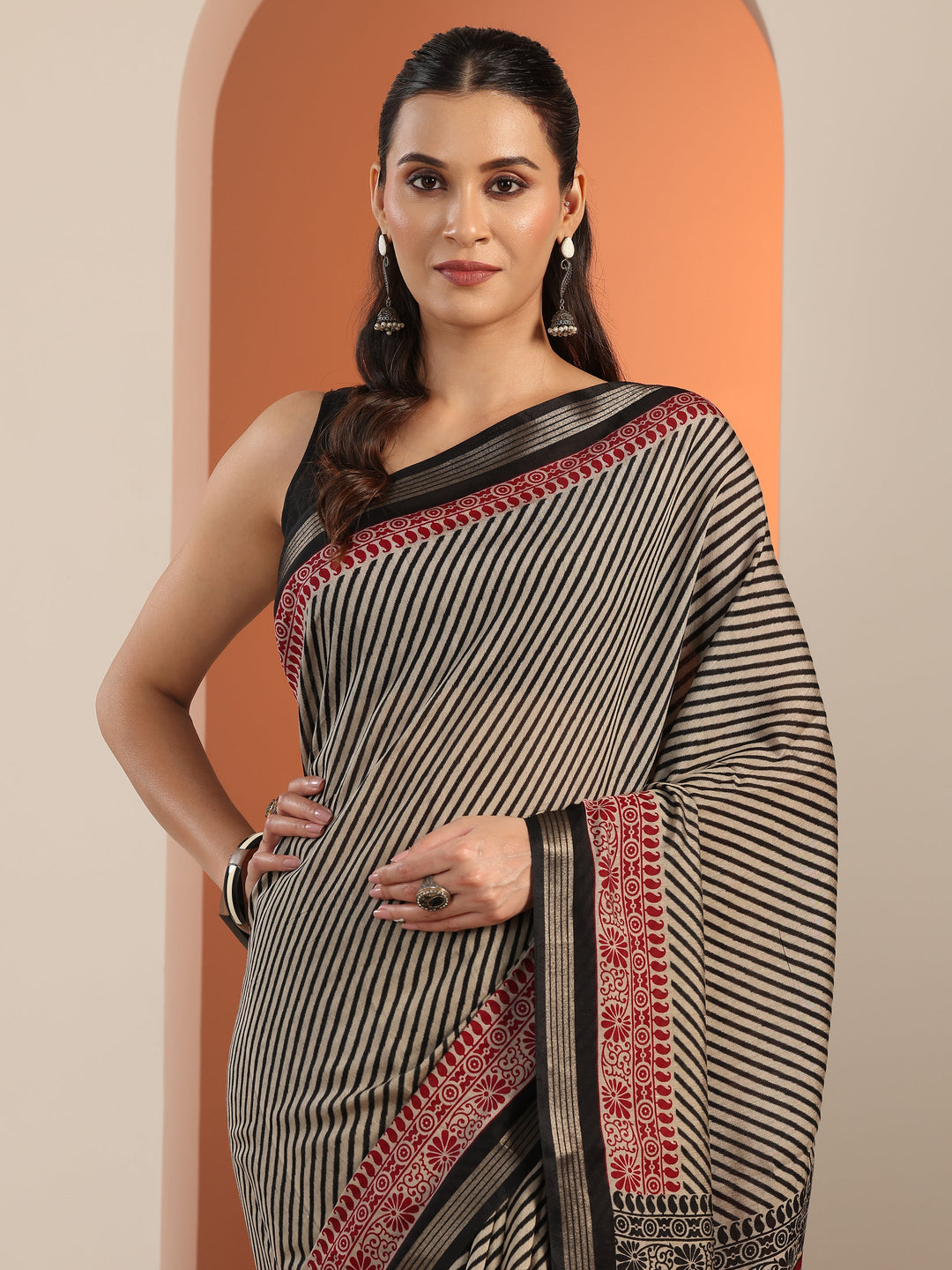  Black Printed Cotton Blend Saree With Unstitched Blouse Piece 