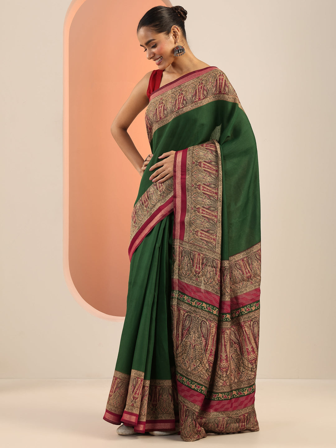  Green Printed Cotton Saree With Unstitched Blouse Piece 