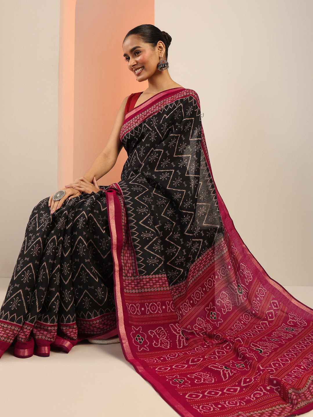  Black Printed Cotton Saree With Unstitched Blouse Piece 