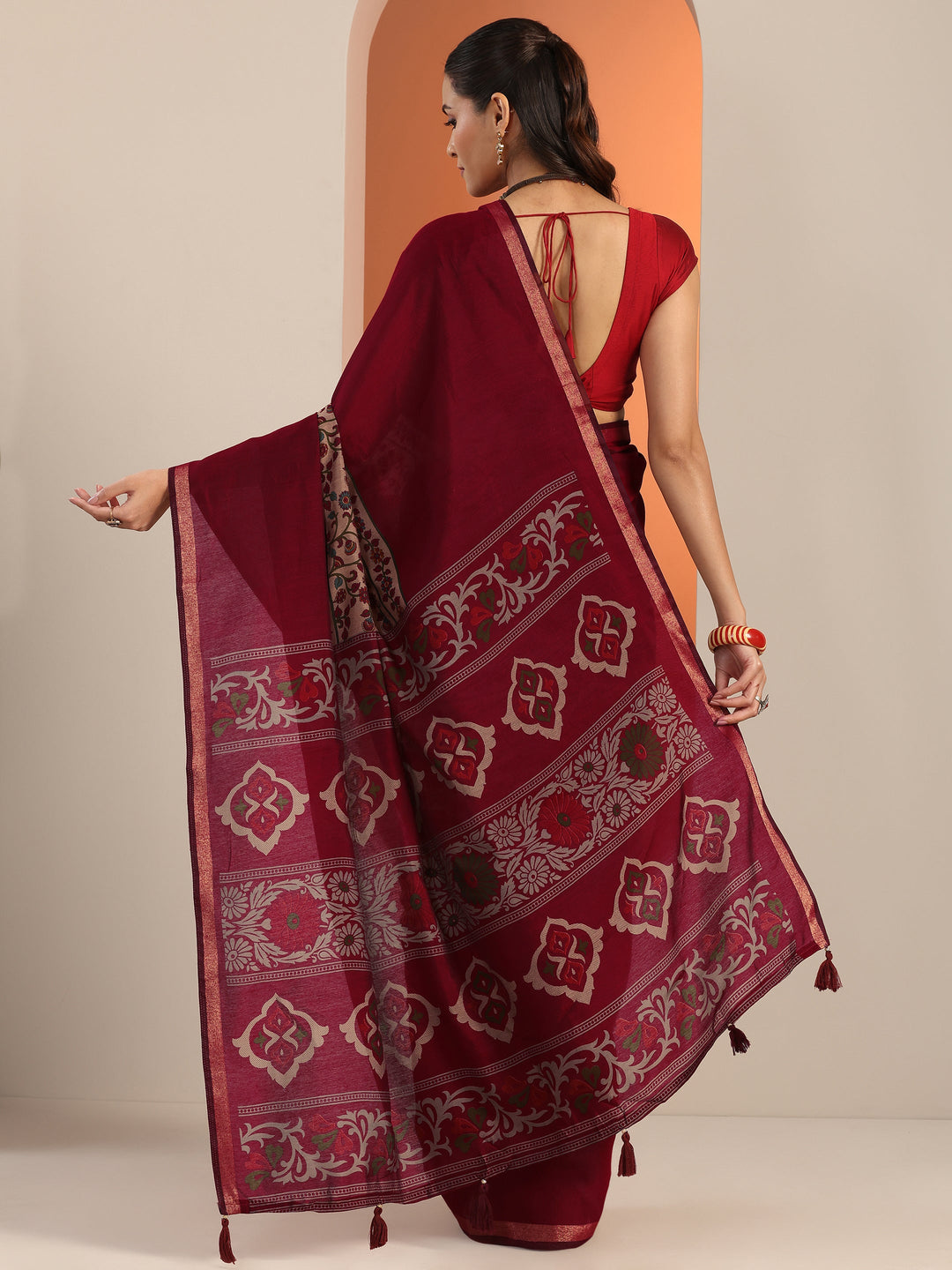  Maroon Printed Cotton Blend Saree With Unstitched Blouse Piece 