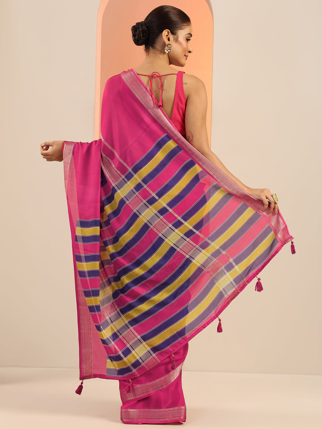  Purple Printed Crepe Saree With Unstitched Blouse Piece 
