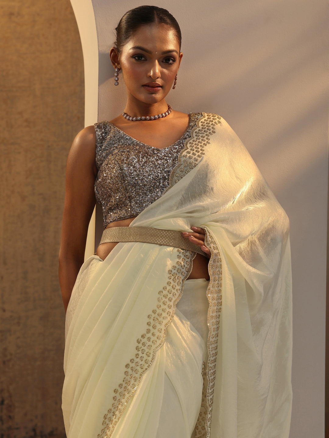 Off White Solid Satin Saree With Unstitched Blouse Piece