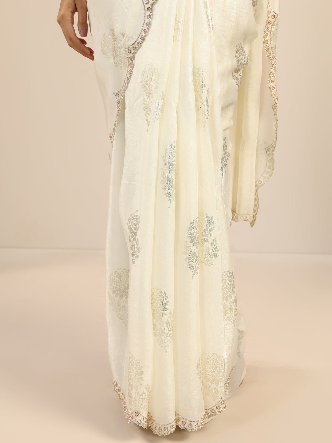  Off White Printed Satin Saree With Unstitched Blouse Piece 