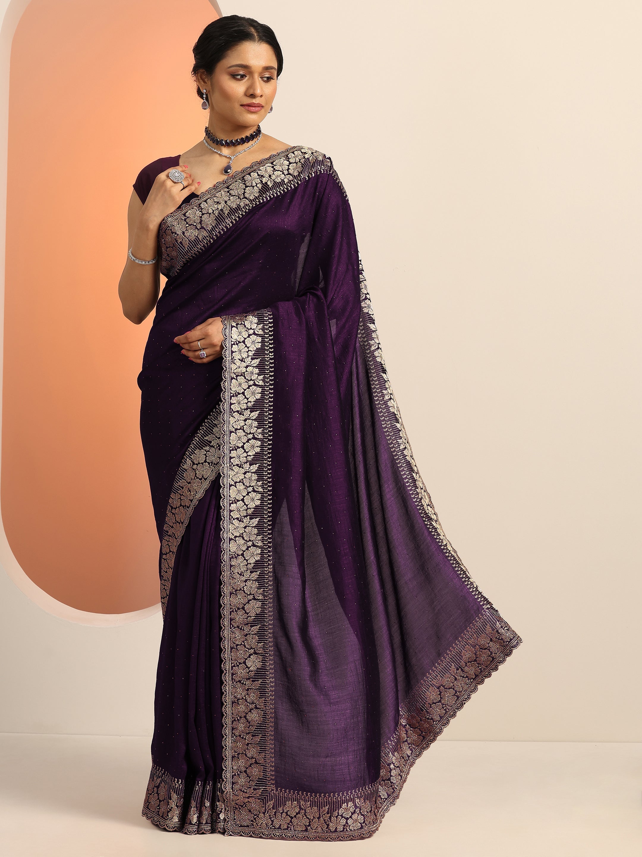 libas Burgundy Embellished Silk blend Saree With Unstitched Blouse Piece-picture-55