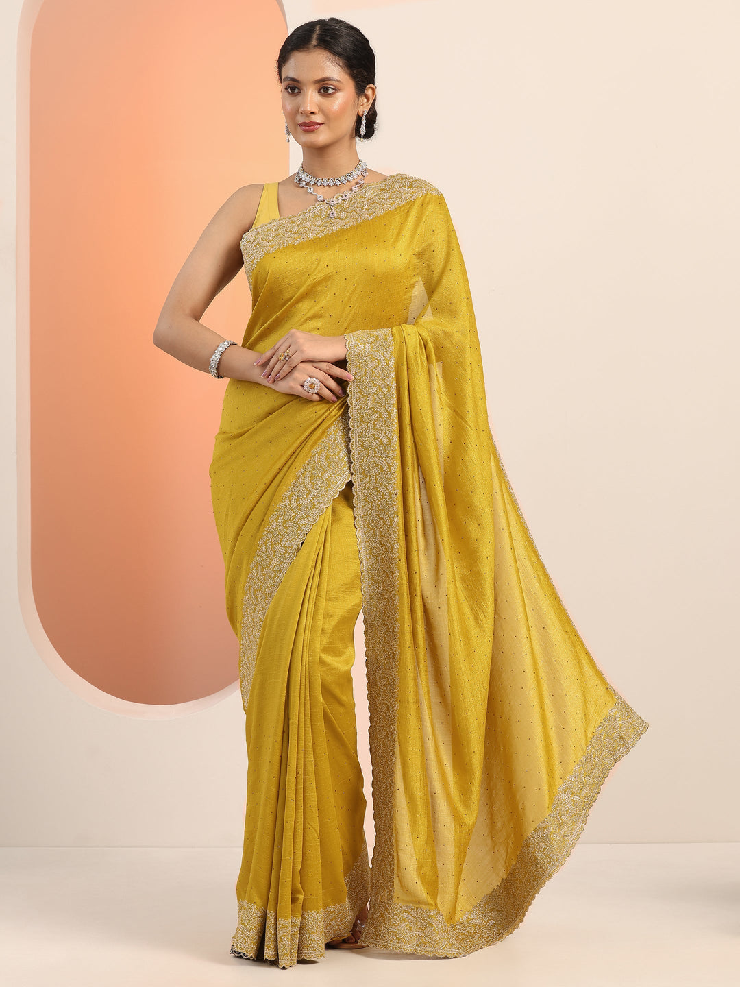  Yellow Embellished Silk blend Saree With Unstitched Blouse Piece 