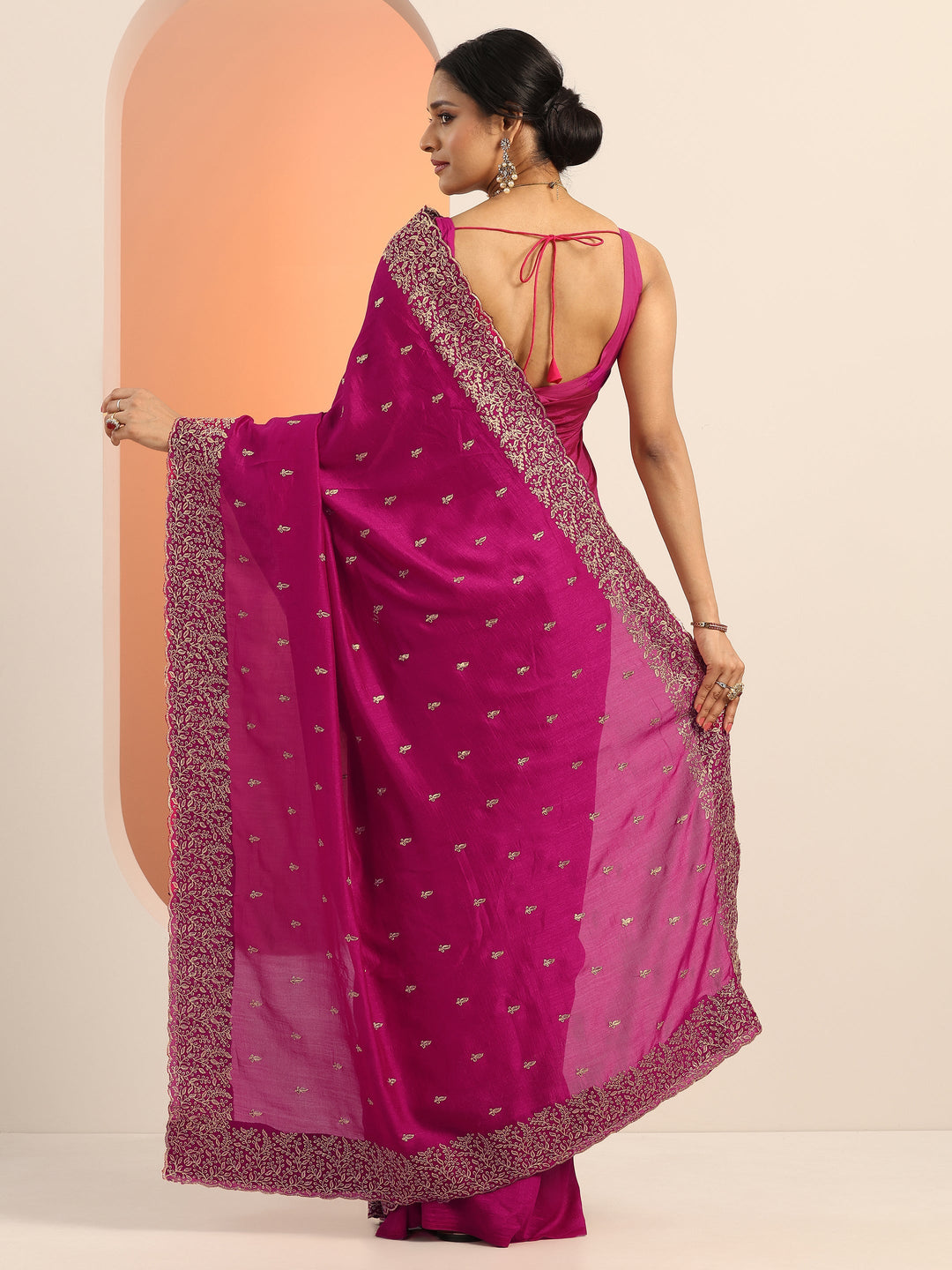  Magenta Embroidered Silk blend Saree With Unstitched Blouse Piece 