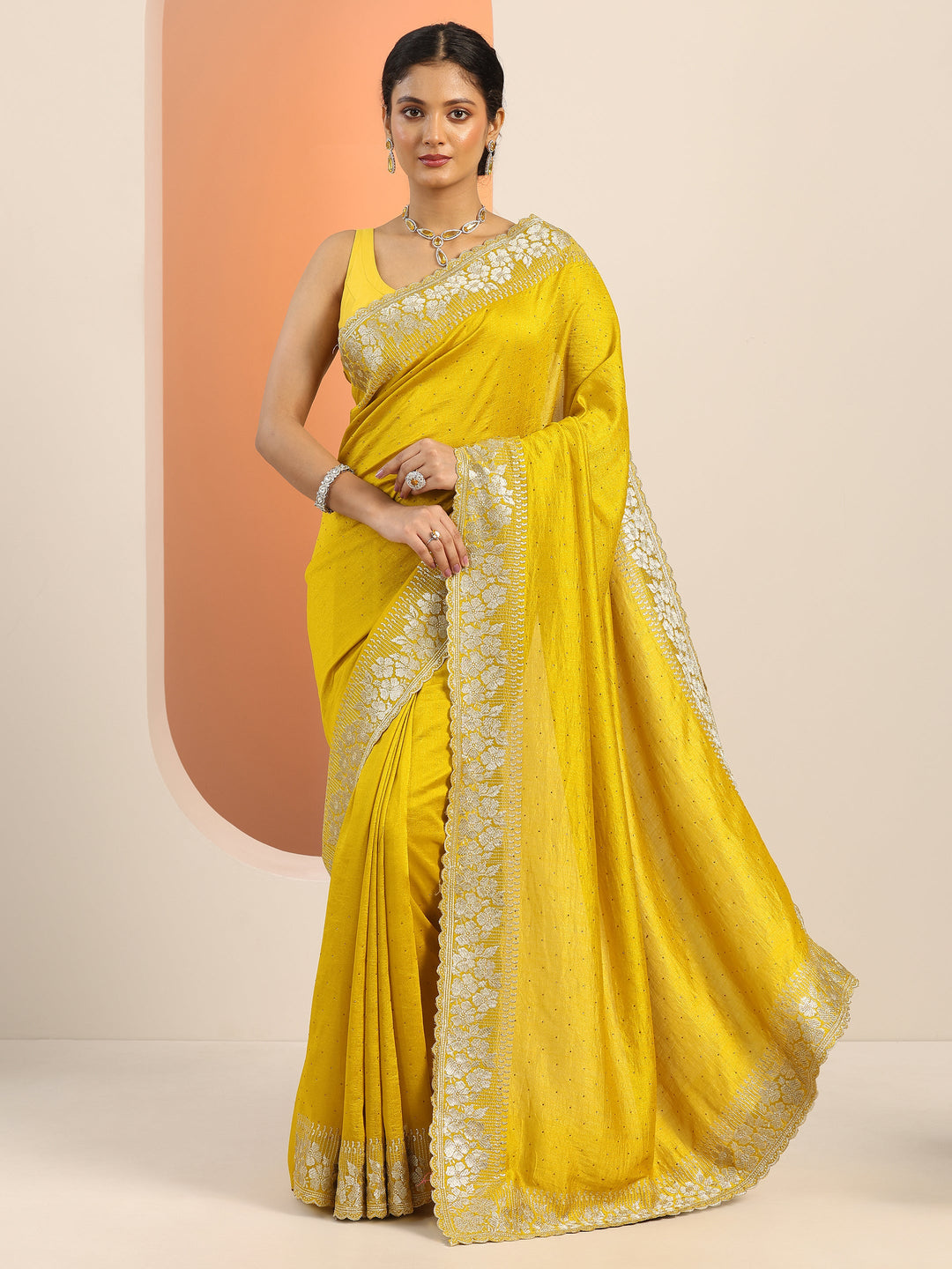 Mustard Embellished Silk Saree With Unstitched Blouse Piece