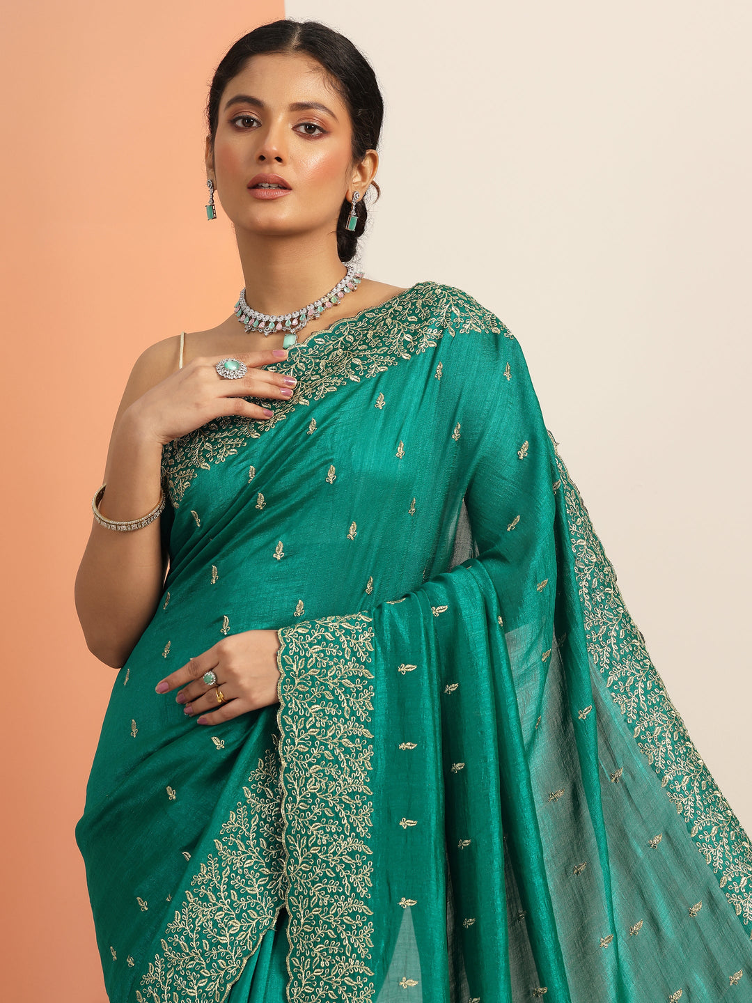  Green Embroidered Silk blend Saree With Unstitched Blouse Piece 
