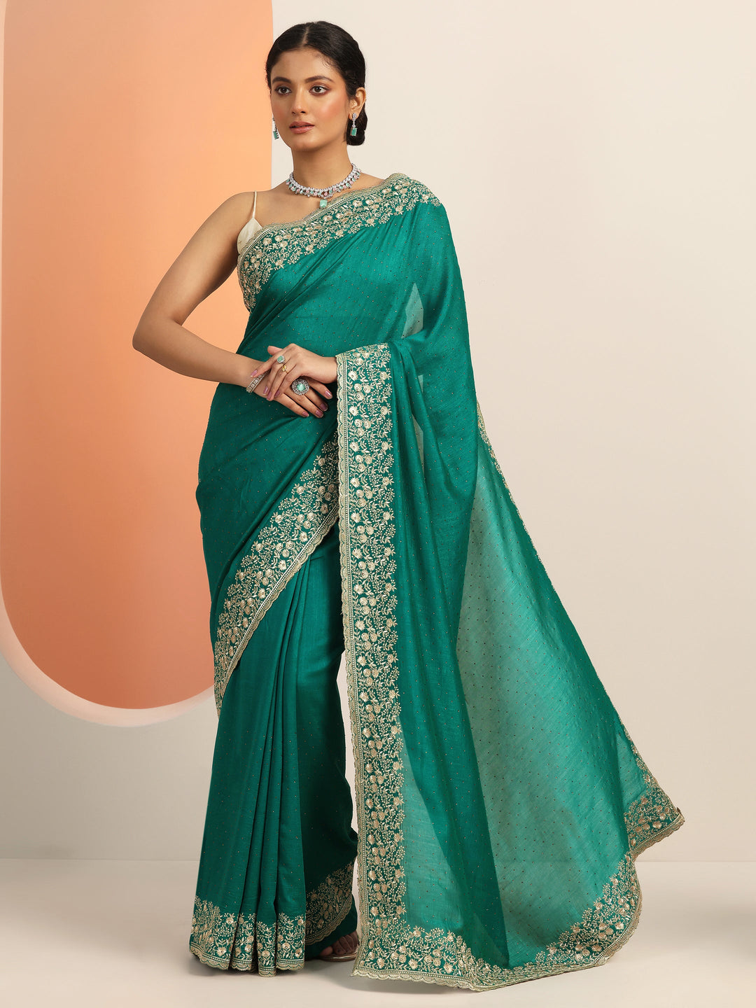  Green Embellished Silk blend Saree With Unstitched Blouse Piece 